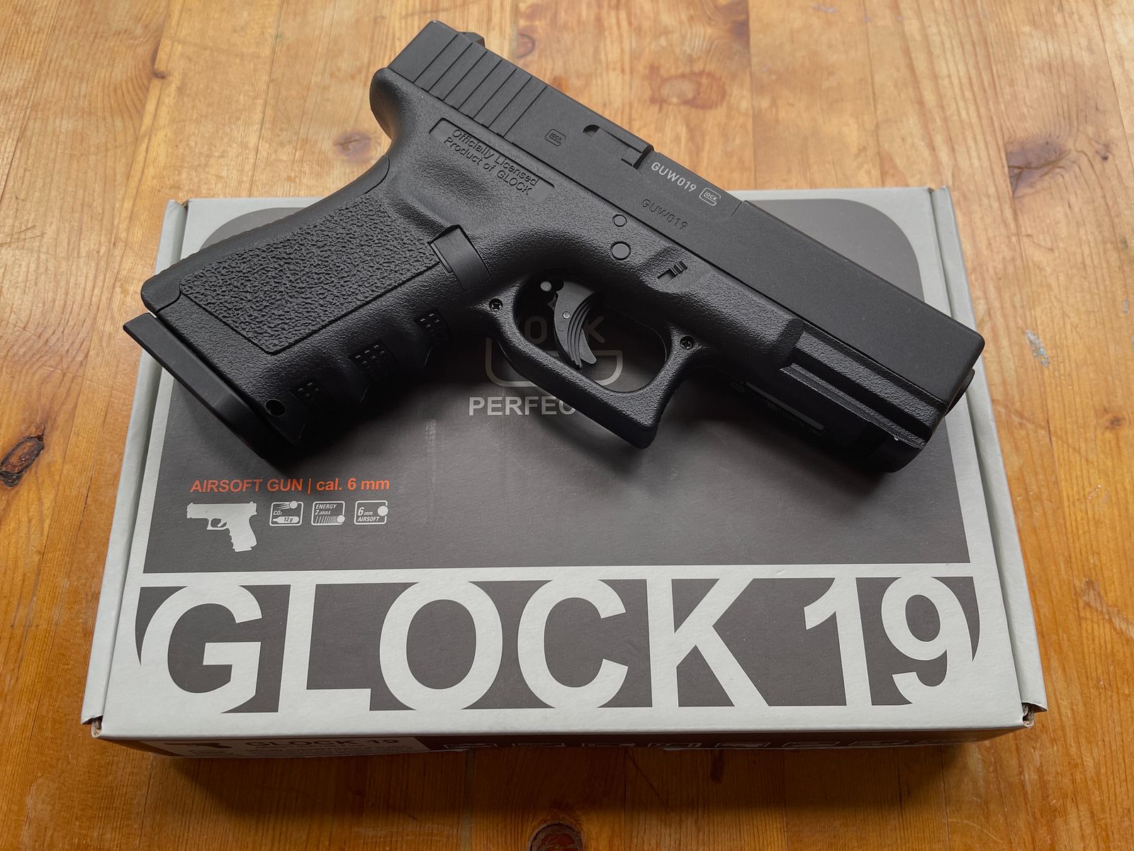 Softair Glock 19 CO₂ - ab 18, <2,0 J