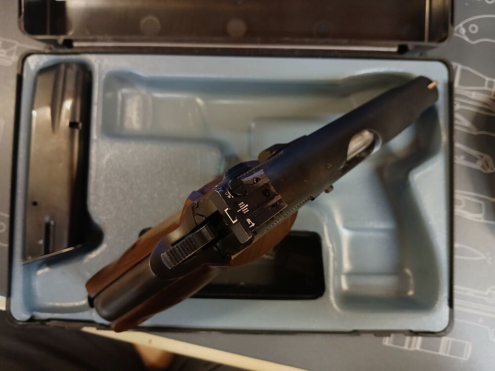 CZ 75