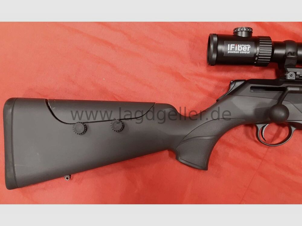 Merkel Helix Alpinist mit Schalldämpfer und DD-Optics 2,5-15x50 Zielfernroh 8x57JS