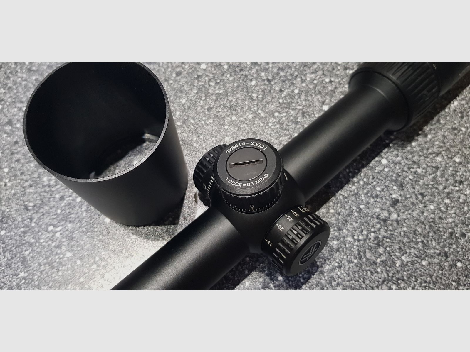 Vortex Diamondback Tactical 6–24×50 FFP EBR-2C MRAD (DBK-10029) inkl. Originalkarton & Zubehör