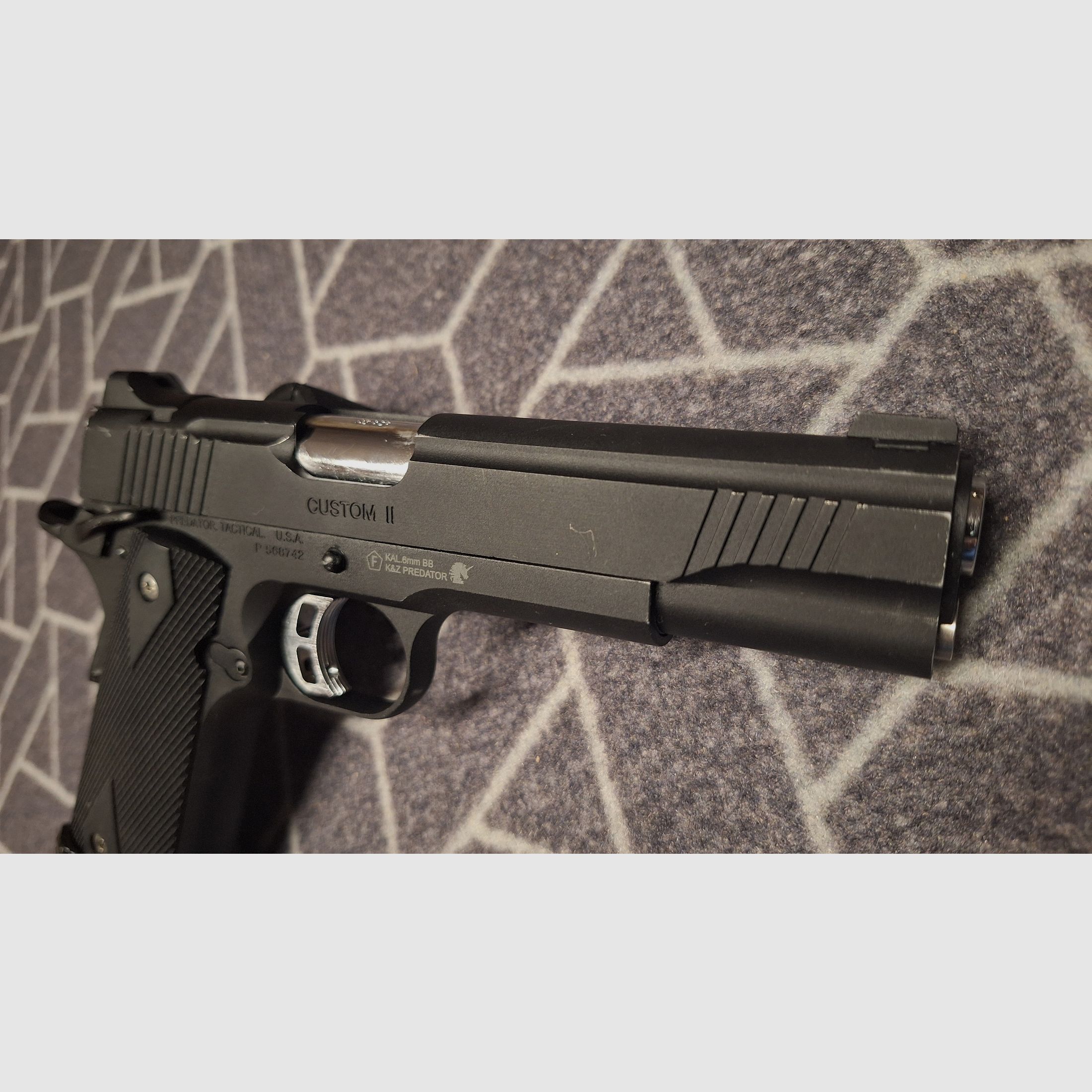 King Arms Predator Tactical Iron Shrike GBB Airsoft-Pistole