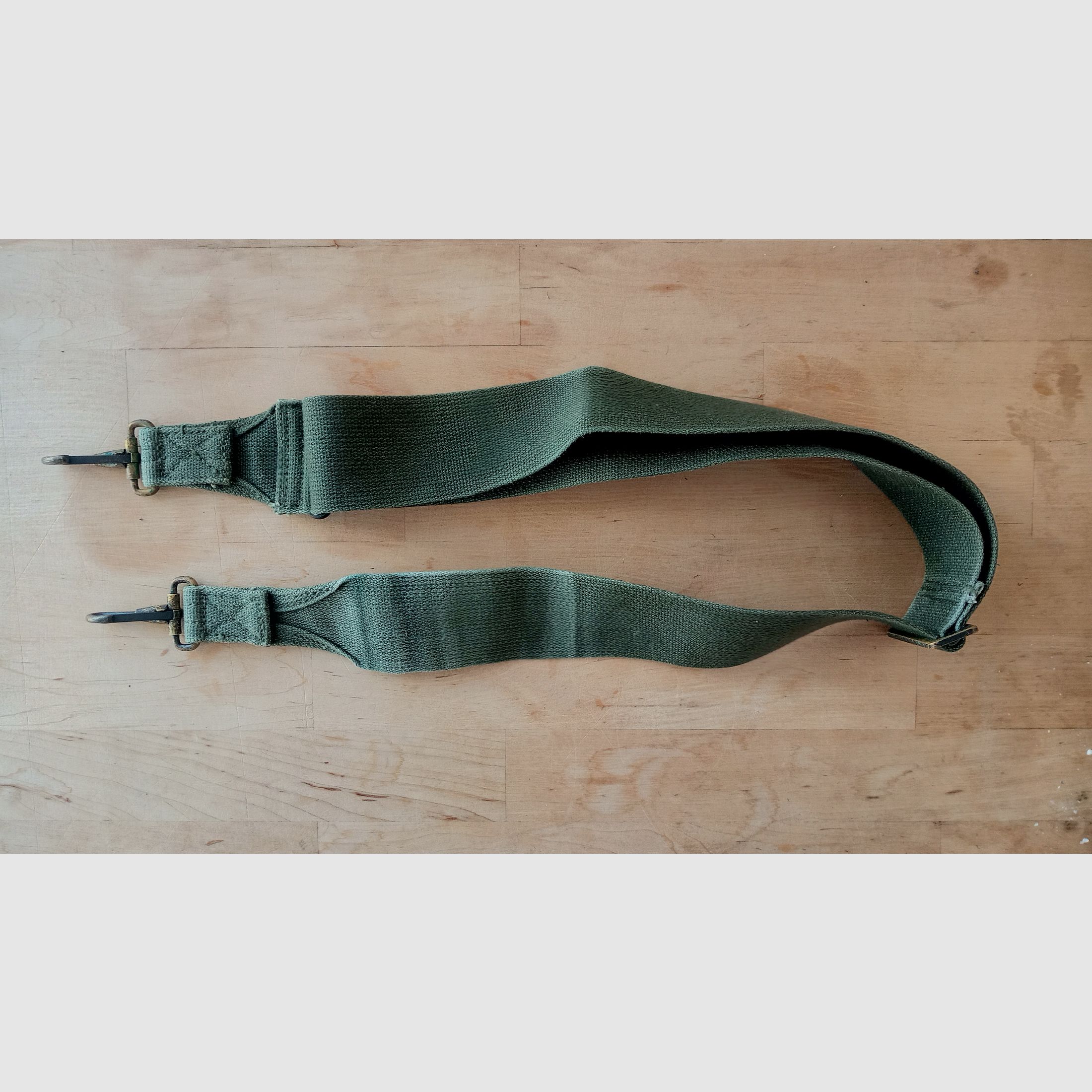 Correa de rifle / cinturón de armas vintage de los años 50 del ejército de EE. UU. // Guerra de Vietnam y Guerra de Corea