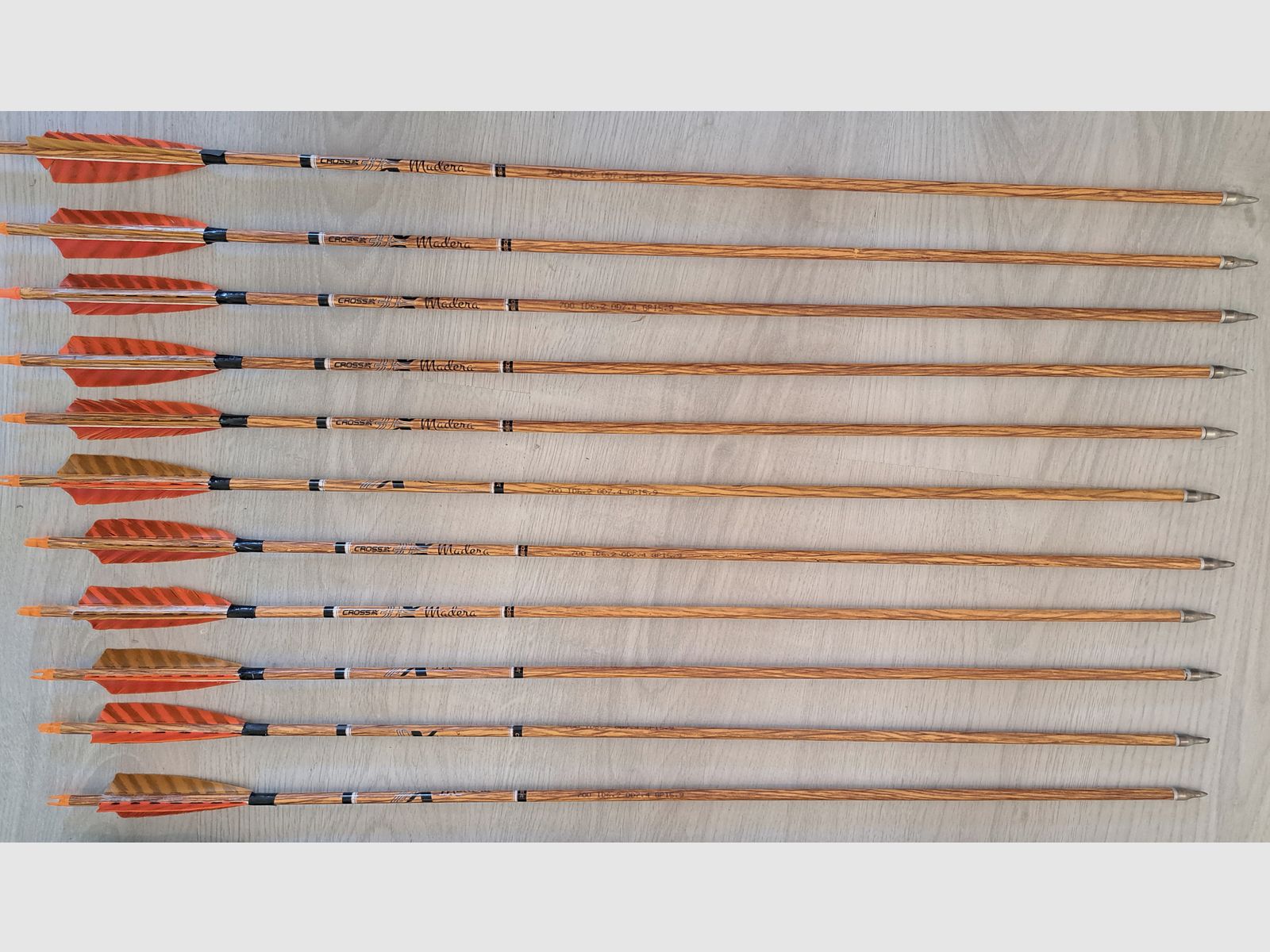 Recurvebogen Set 35 Lbs Ragim Impala TD + Pfeile + Ersatzsehnen + Tasche + Avalon Pfeilauflage