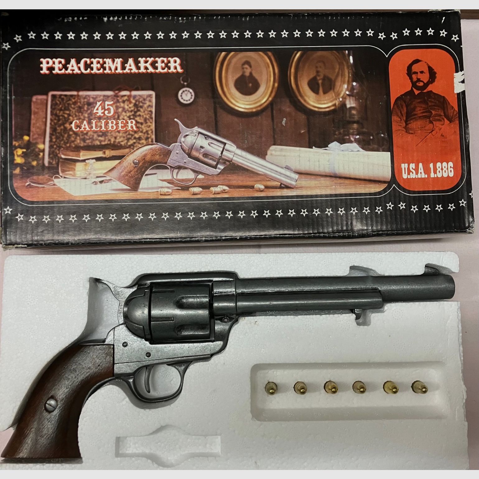 Colt Peacemaker Kaliber .45 DENIX - DEKO - REVOLVER