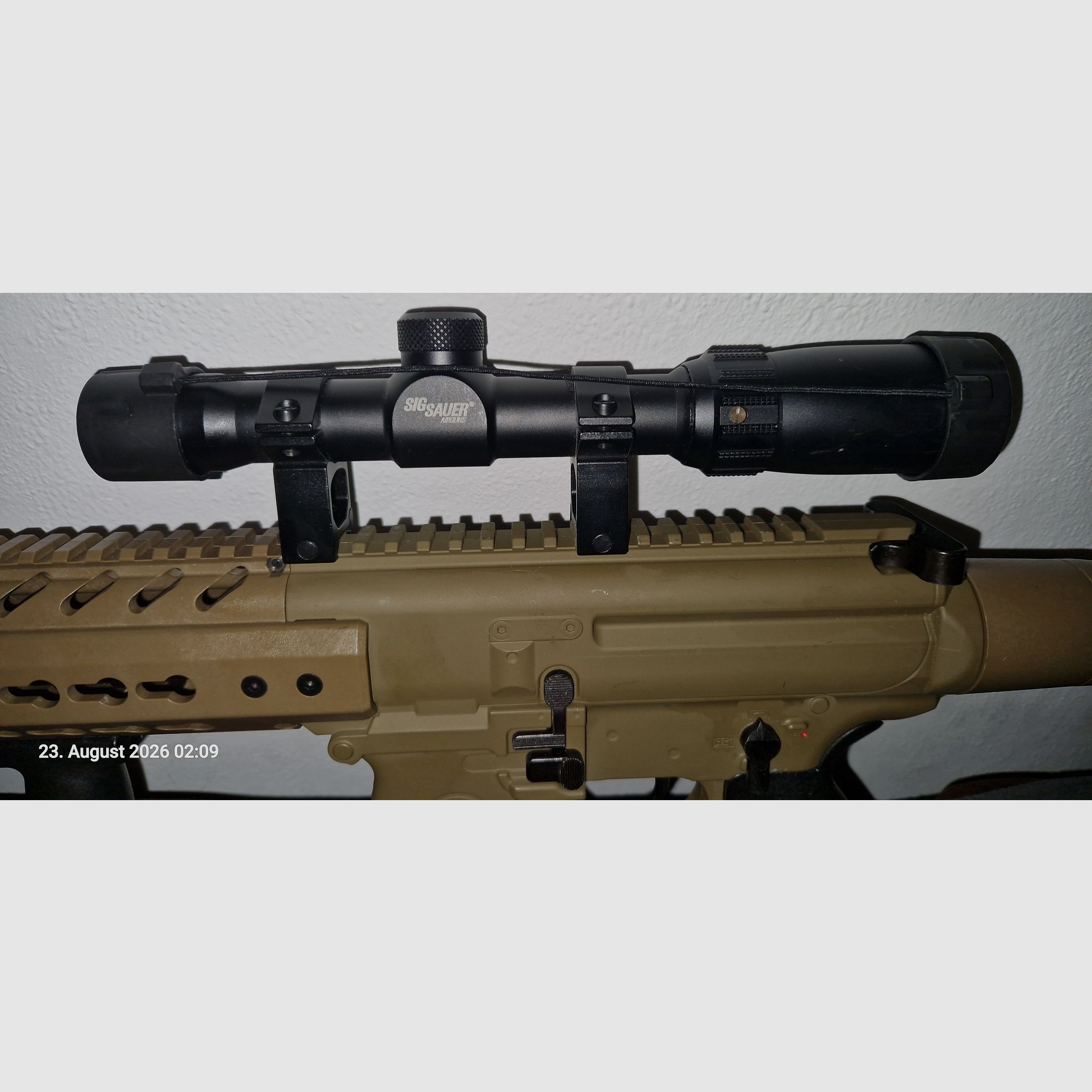 SIG SAUER MCX / 4.5mm / CO2 RAPID FIRE AIR RIFLE / 18 INCH BARREL / 30 SHOTS /+ SCOPE ------>! READ DESCRIPTION ! <------