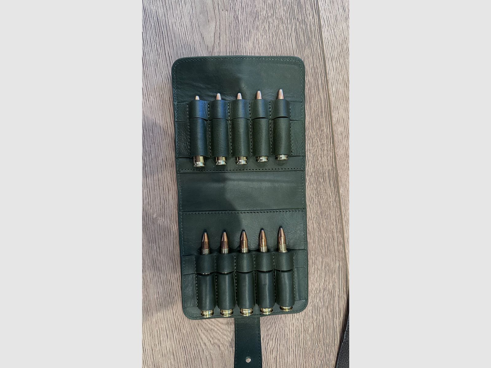 - Memburu - Patronenetui Etui Patronentasche Ledertasche Munitionstasche 