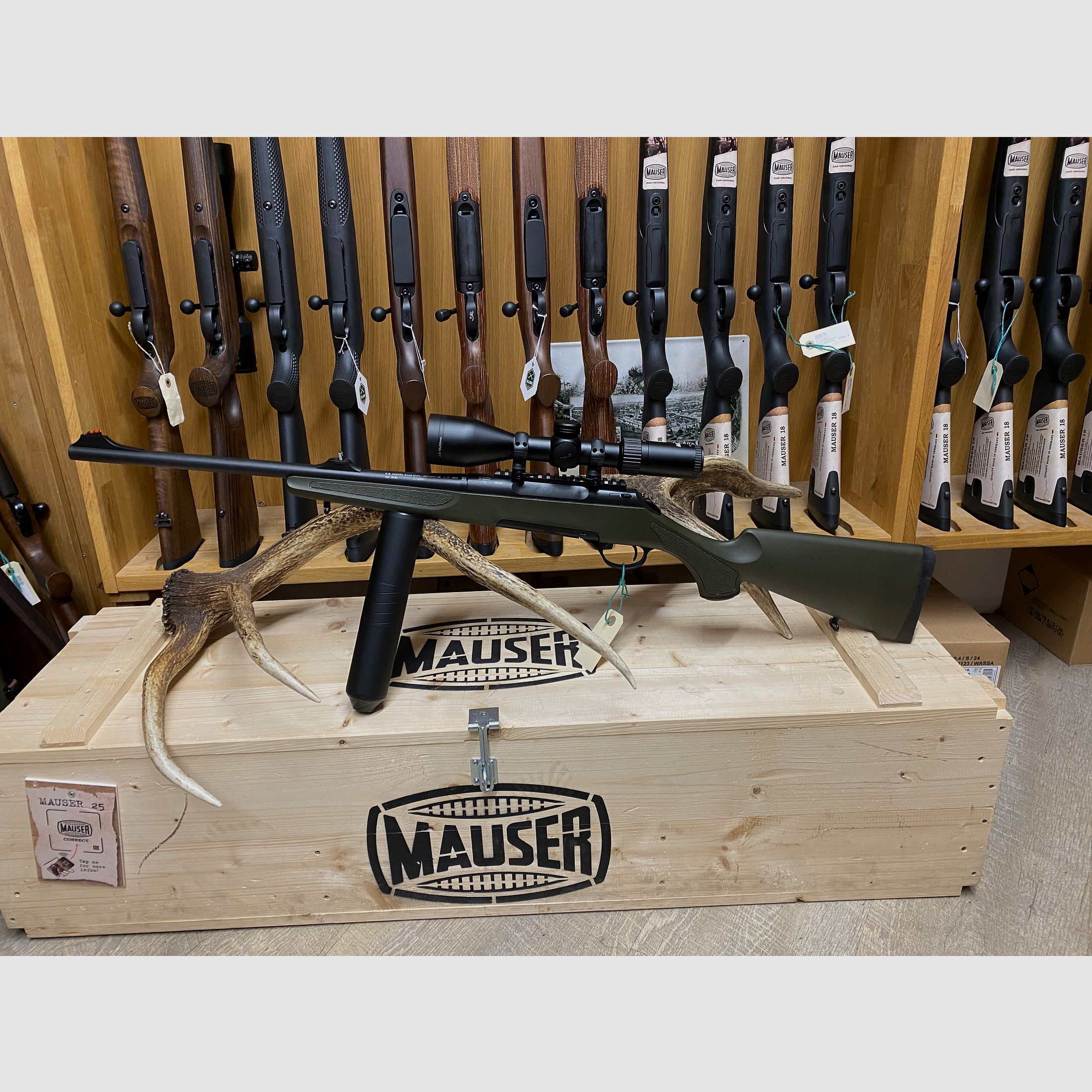 Haenel Varmint Jaeger 10, z AKAH 2,5-10x50, bez szyny