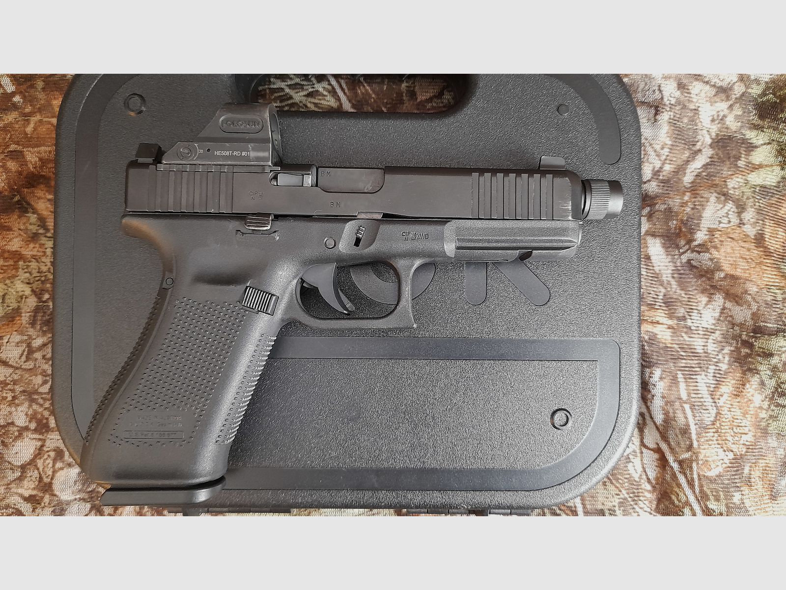 Glock 17 Gen 5 MOS mit Holosun HE508T-RD Reddot und Mündungsgewinde