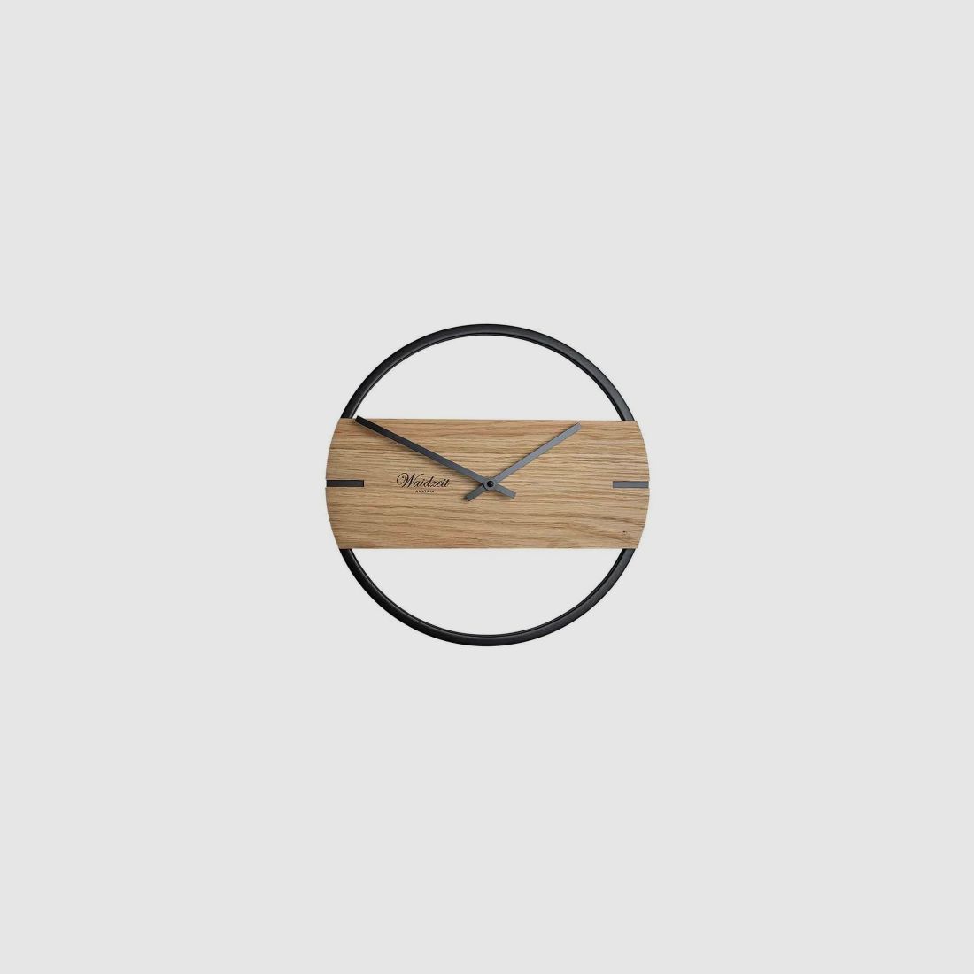 Orologio da parete Novum in legno di quercia