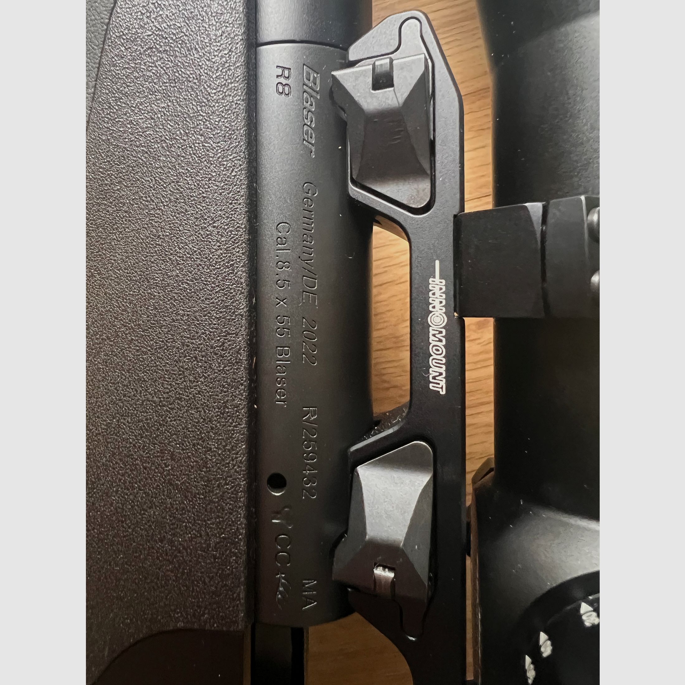Blaser R8 Ultimate XSilence 8,5x55 Blaser z optyką i amunicją