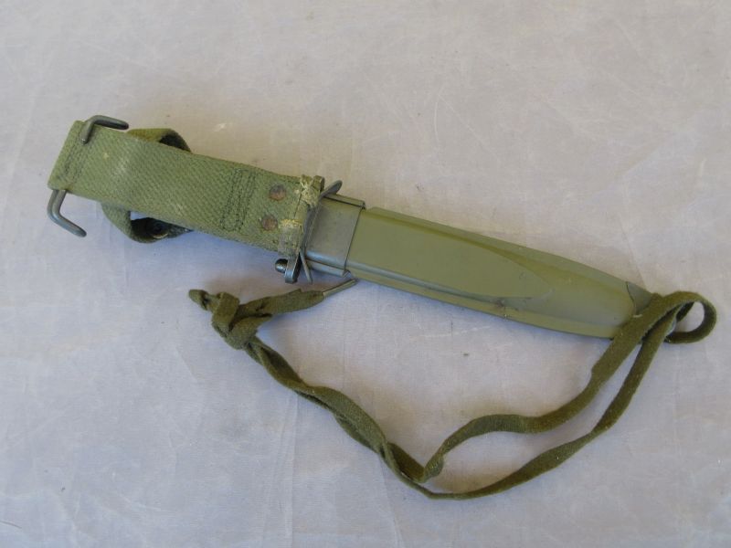 Original US Army Garand M1 Bajonett M5 Scheide M8A1