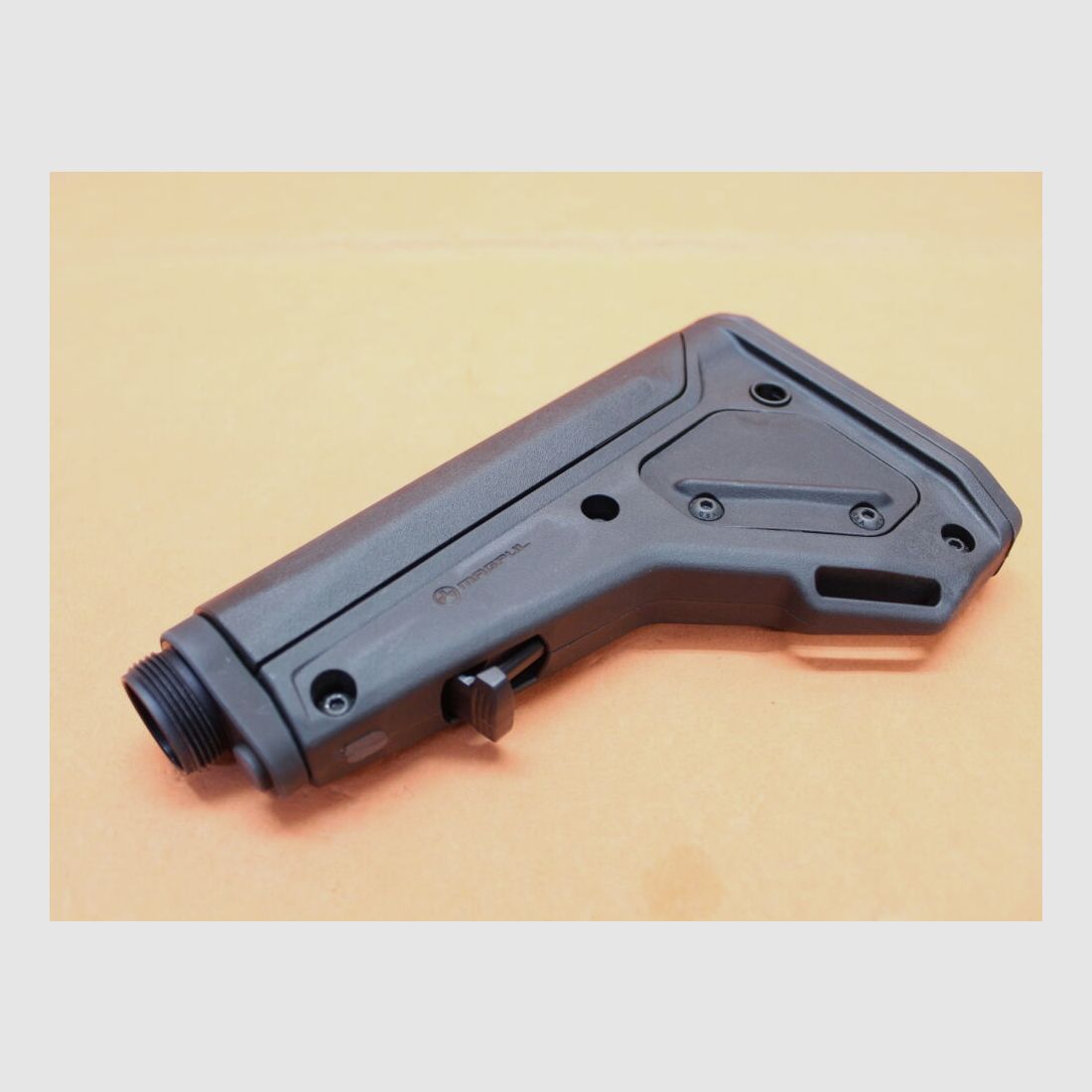 Magpul AR-15: Buttstock Magpul UBR 2.0 (MAG482-BLK) Utility/Battle Rifle Stock Polymer Black