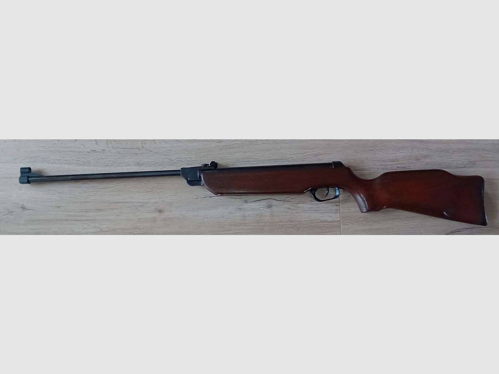 Fusil à air Elgamo Modèle 300