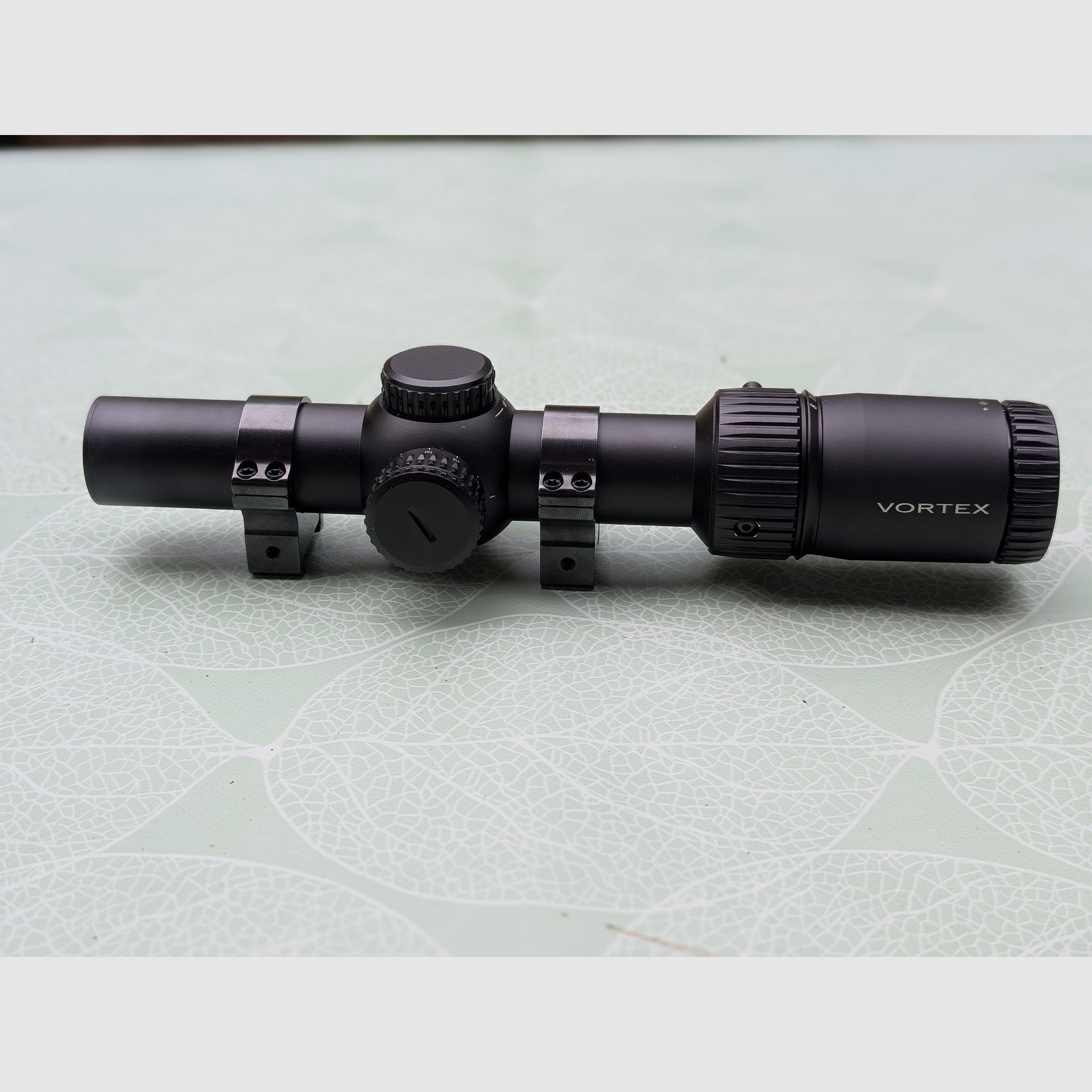 Vortex Strike Eagle 1-8x24 LPVO incl. Rusan Picatinny snelspanmontage
