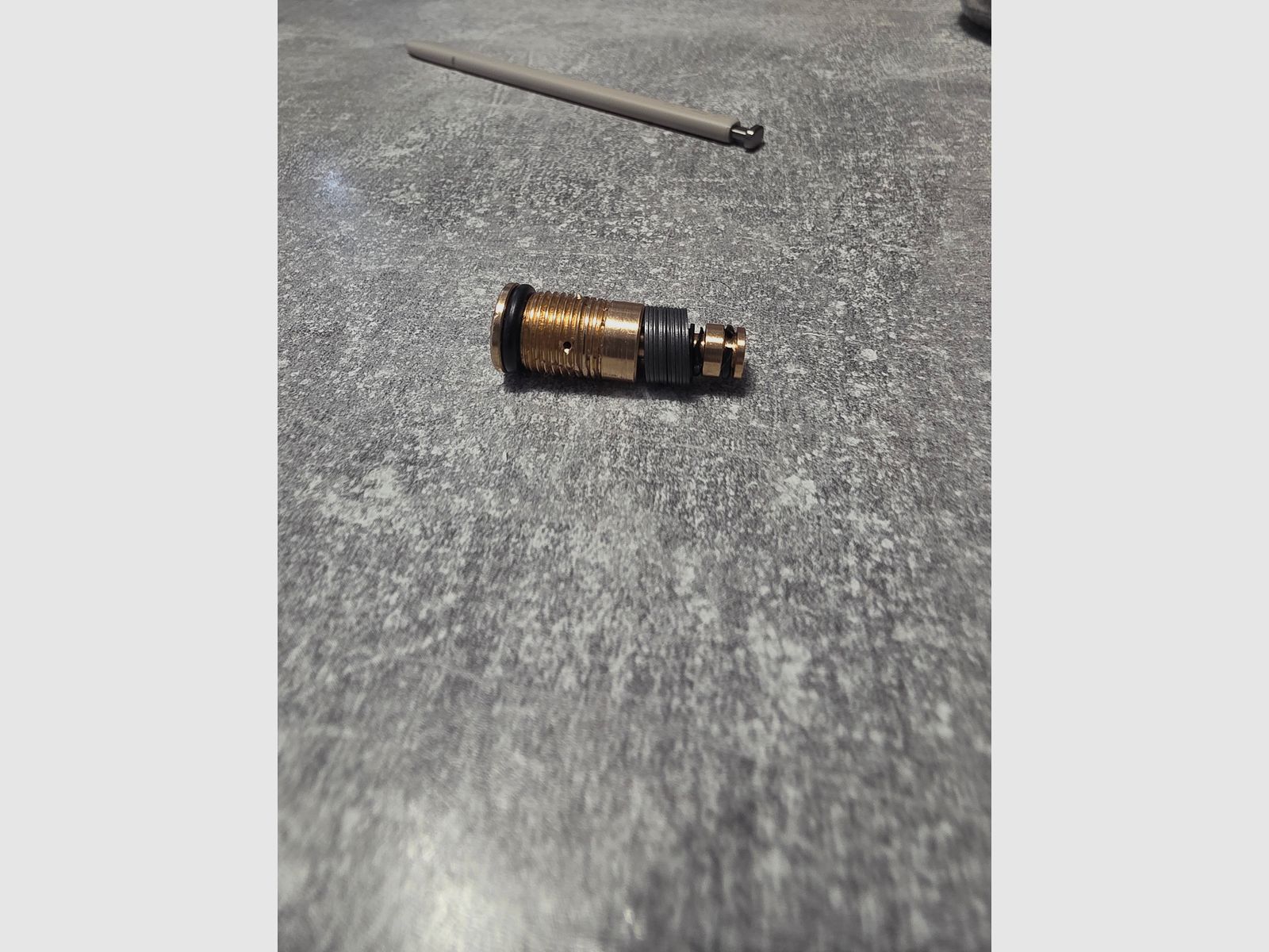 AMP 2 Regulators mit Gehäuse oder ohne Gehäuse 