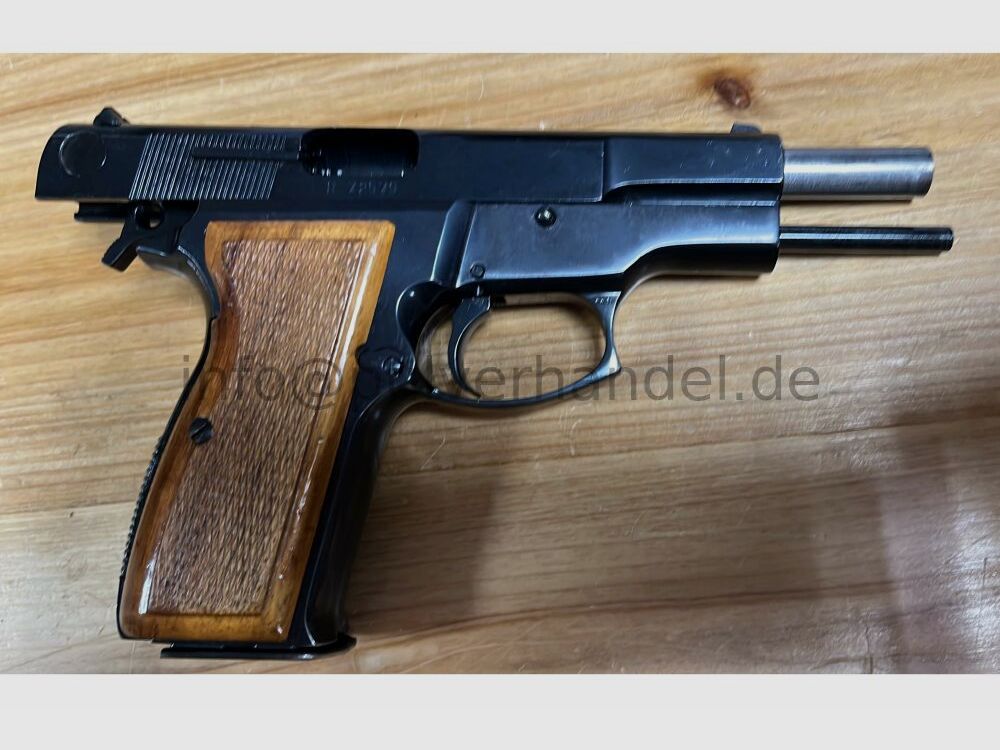 Luger M90 Ganzstahlwaffe	 9mmLuger  9x19