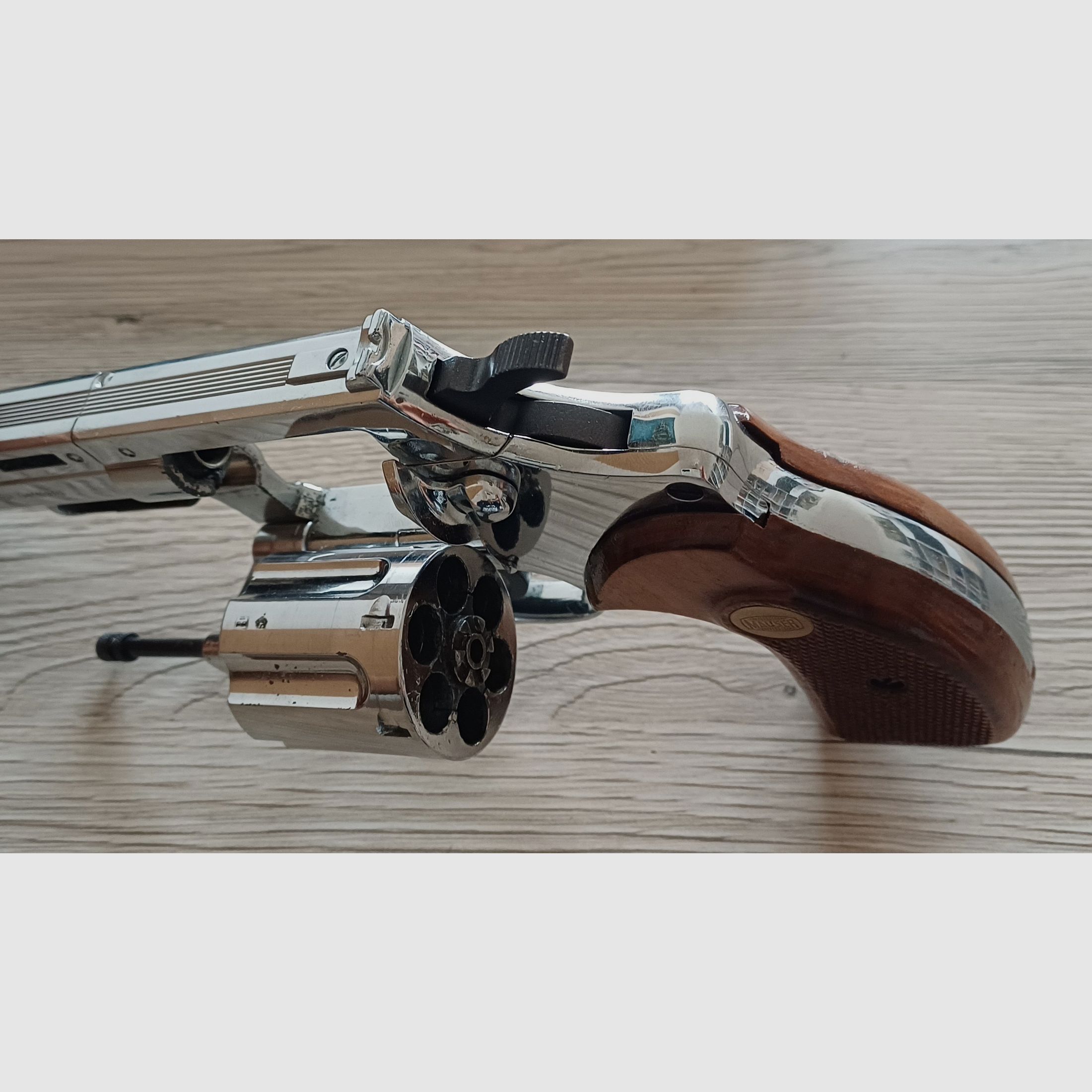 Schreckschuss revolver: Mauser L100 380 knal chroom PTB 326