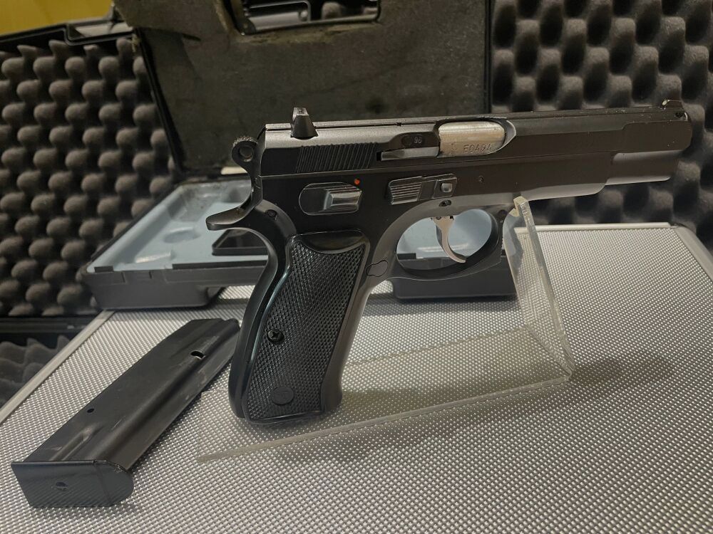 CZ 85