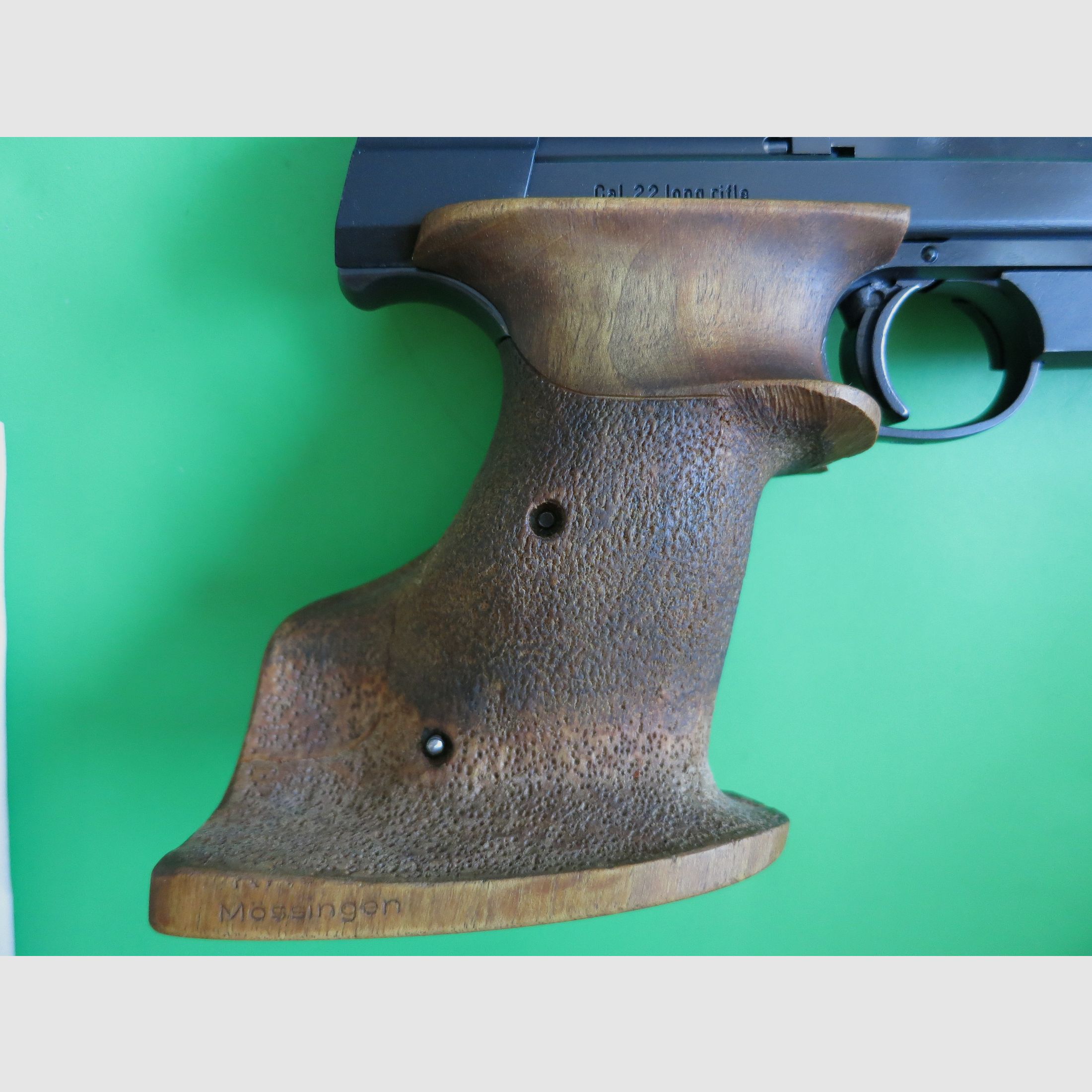 Hämmerli International 208, beste schweizer Ziel- Sportpistole, .22lr +Laufgewicht +NILL-Sportgriff      #49