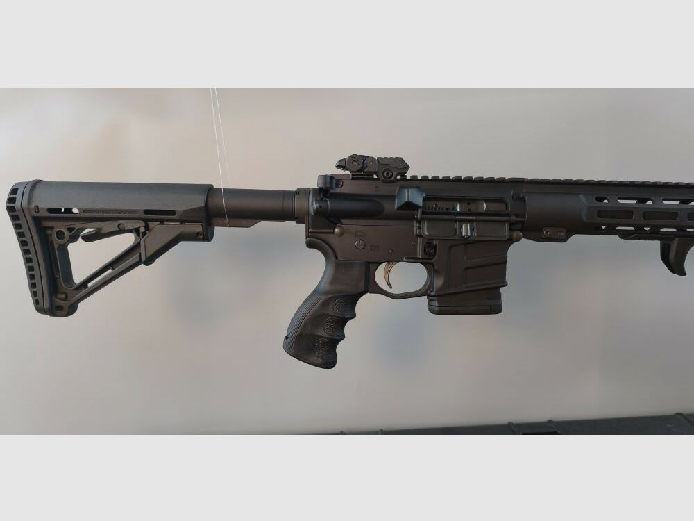 Savage MSR15 Recon 16,75" AR15 MLok .223Rem