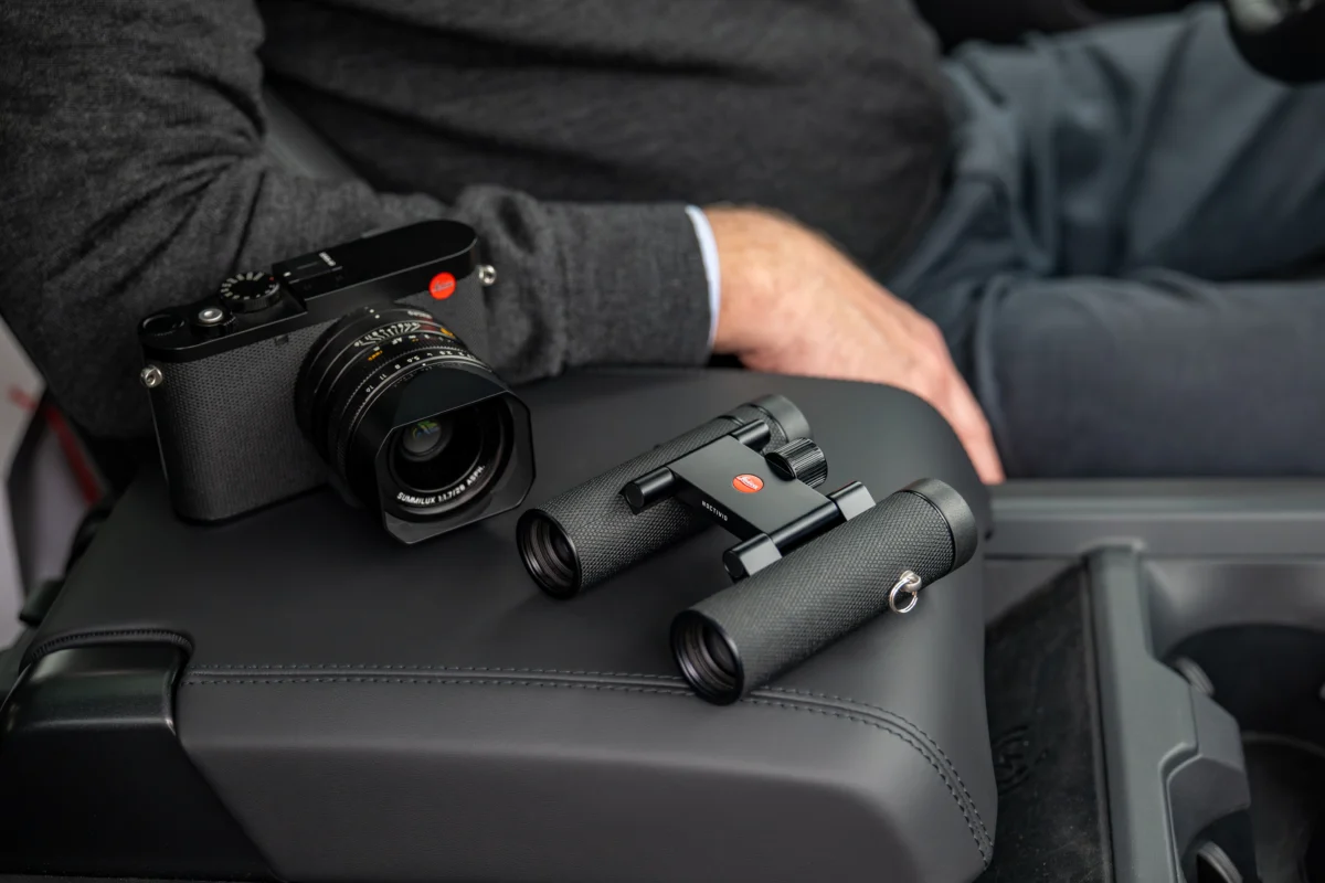 Lornetka Leica Noctivid Compact 10×25 – Black Leathered, zdjęcie 6 z 6