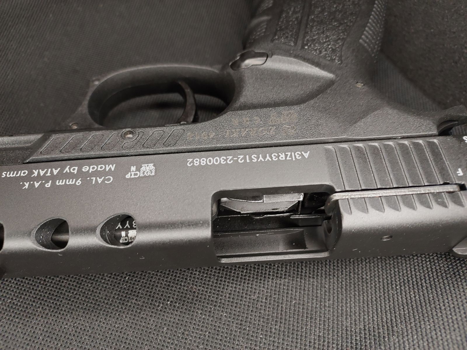 Zoraki 4918 Schreckschuspistole Kal. 9mm P.A.K. (PTB 1110) schwarz - neu!