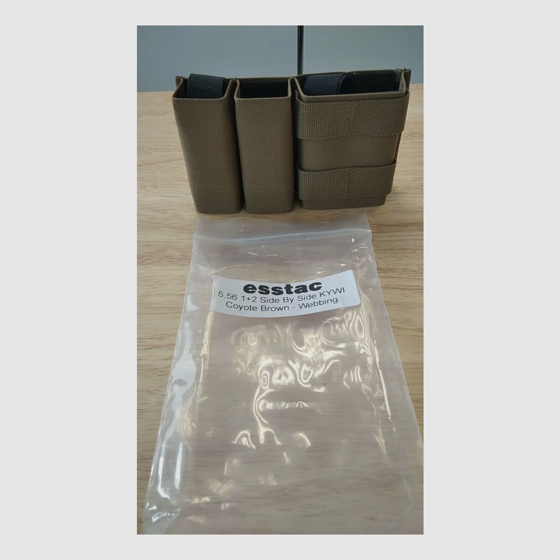 Pouch 1+2 Lado a Lado KYWI Shorty (5.56 Mag/2x Mag de Pistola) Esstac USA