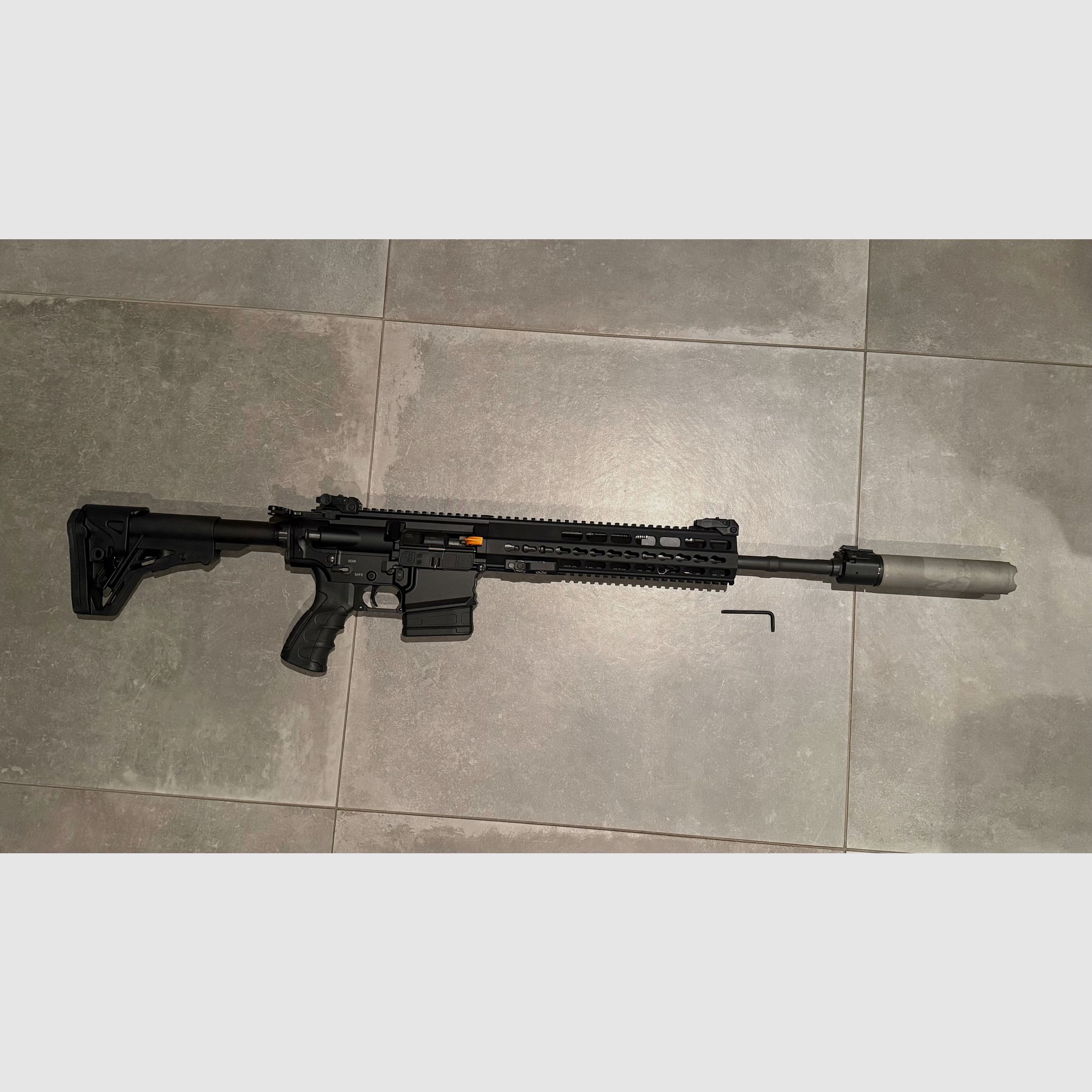 HAENEL CR308 schwarz 16,65" Lauf Direktabzug, max. 20 Schuß Gesamtleistung incl. B&T Schalldämpfer