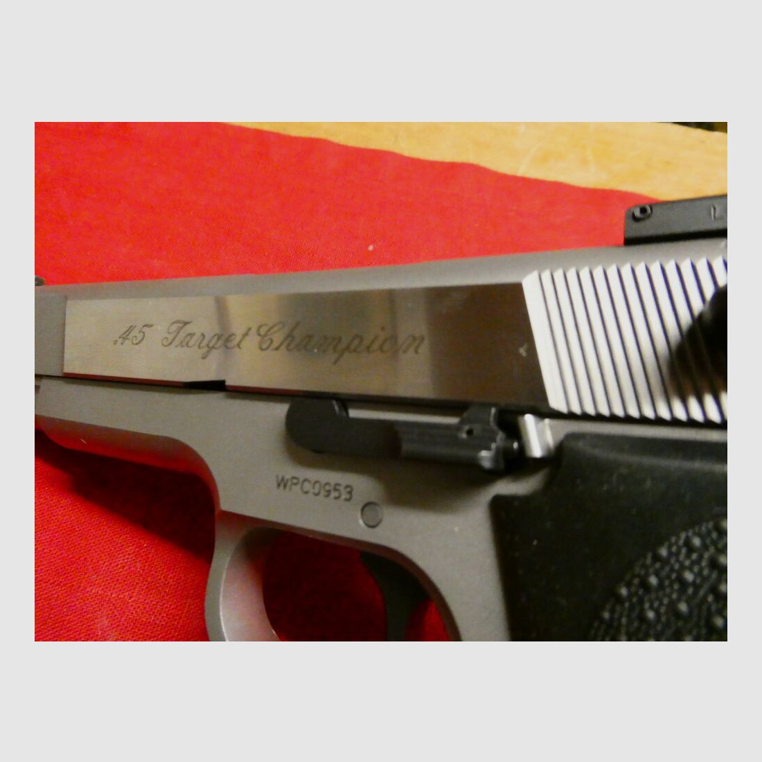 Smith & Wesson - Performance Center .45 Target Champion