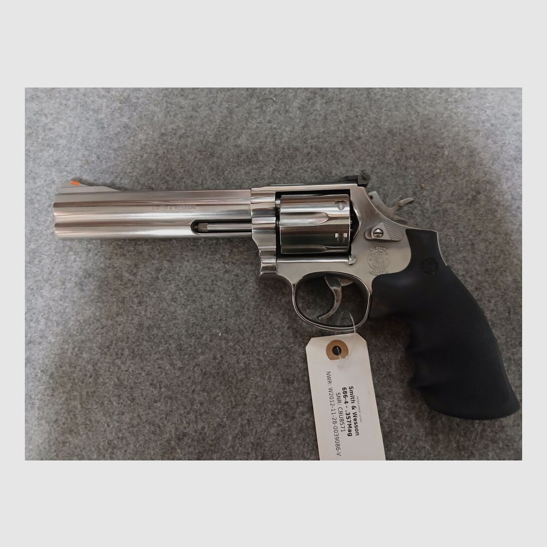 Smith & Wesson 686-4, Bild 2 von 4