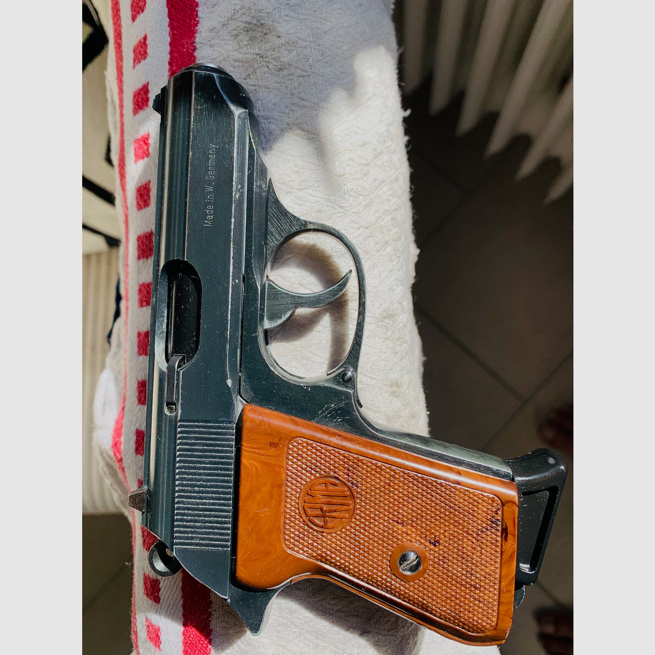 Erma EGP 75 8mm Knall