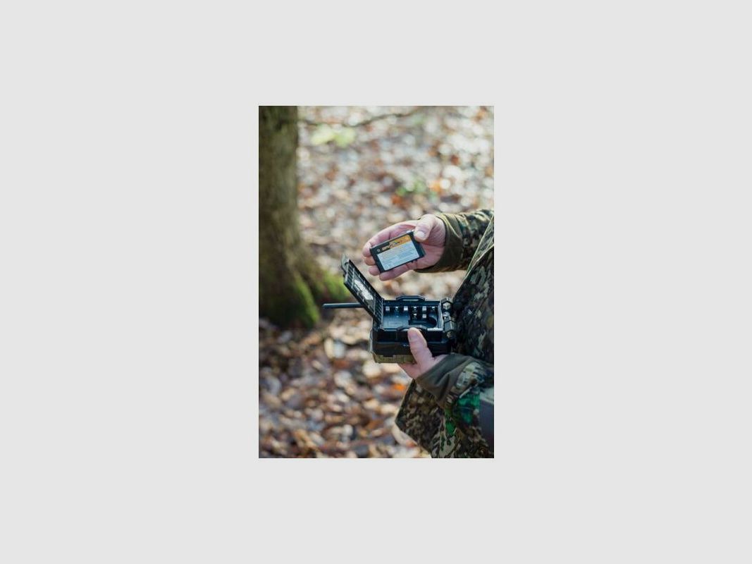 SPYPOINT Lithium-Akku mit Ladegerät