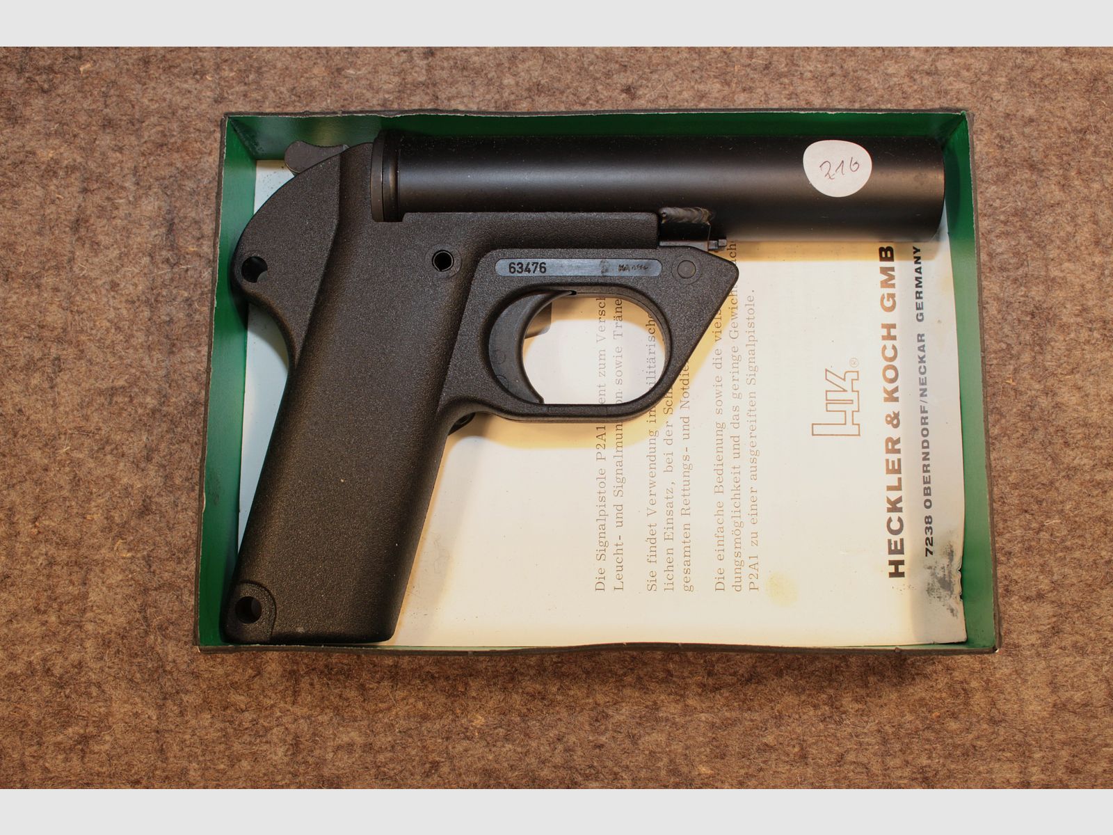 Signal pistol Heckler und Koch in caliber 4.