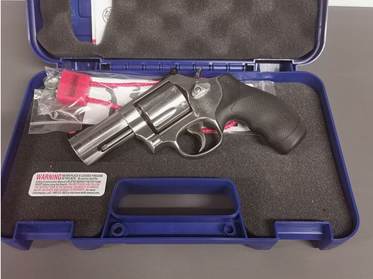 Smith & Wesson M 686-6 Plus 3“ im Cal. 357Mag mit 7 Schuss Trommel 