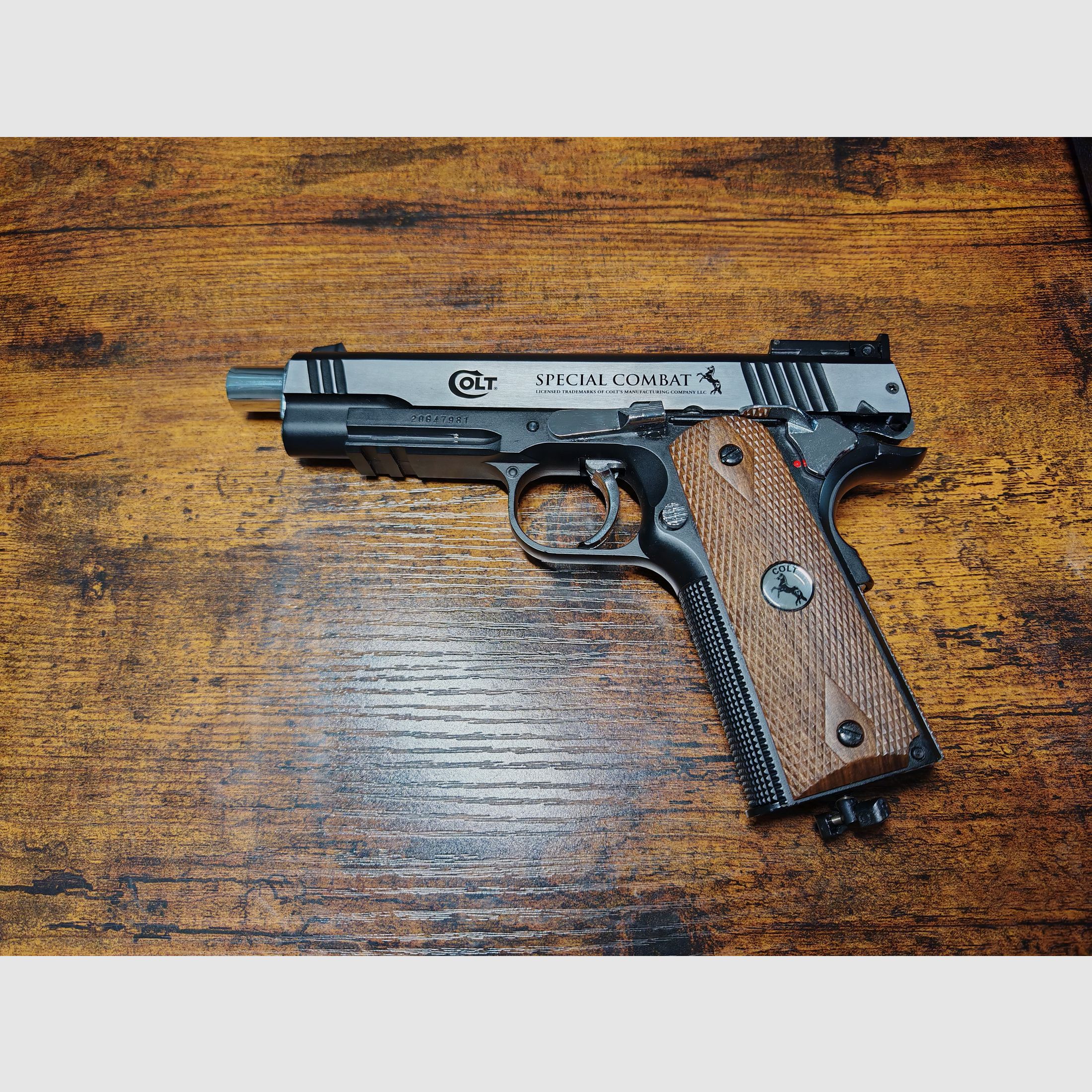 COLT SPEZIAL COMBAT Co2 / 4,5mm (177.) BB