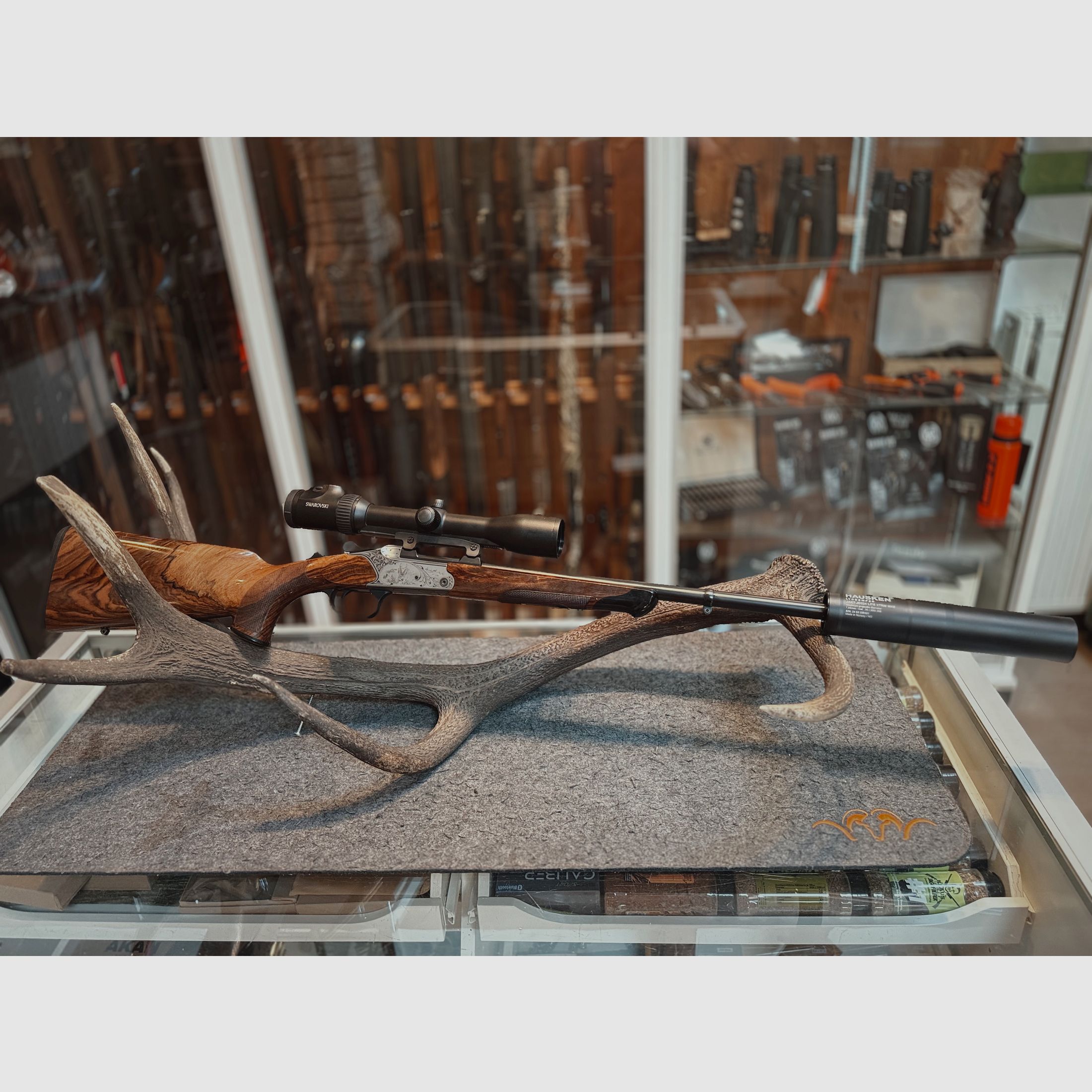 Blaser K95 Luxus – Cal. .308 Win. | Classe de bois 6 | Swarovski Z6i | Hausken 224 Lite