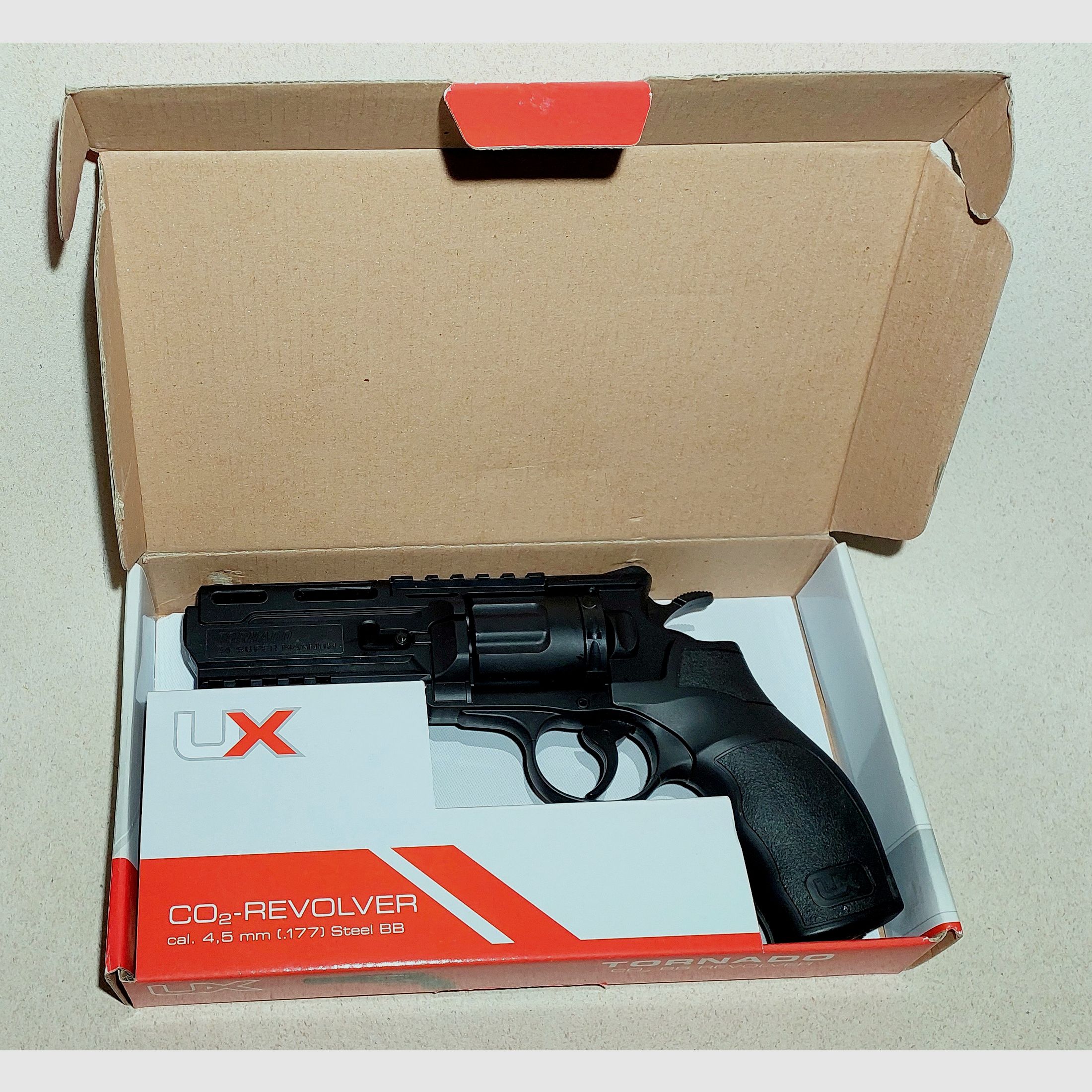 Umarex Tornado CO2 Revolver Kal. 4,5mm Stahl BB schwarz *undicht