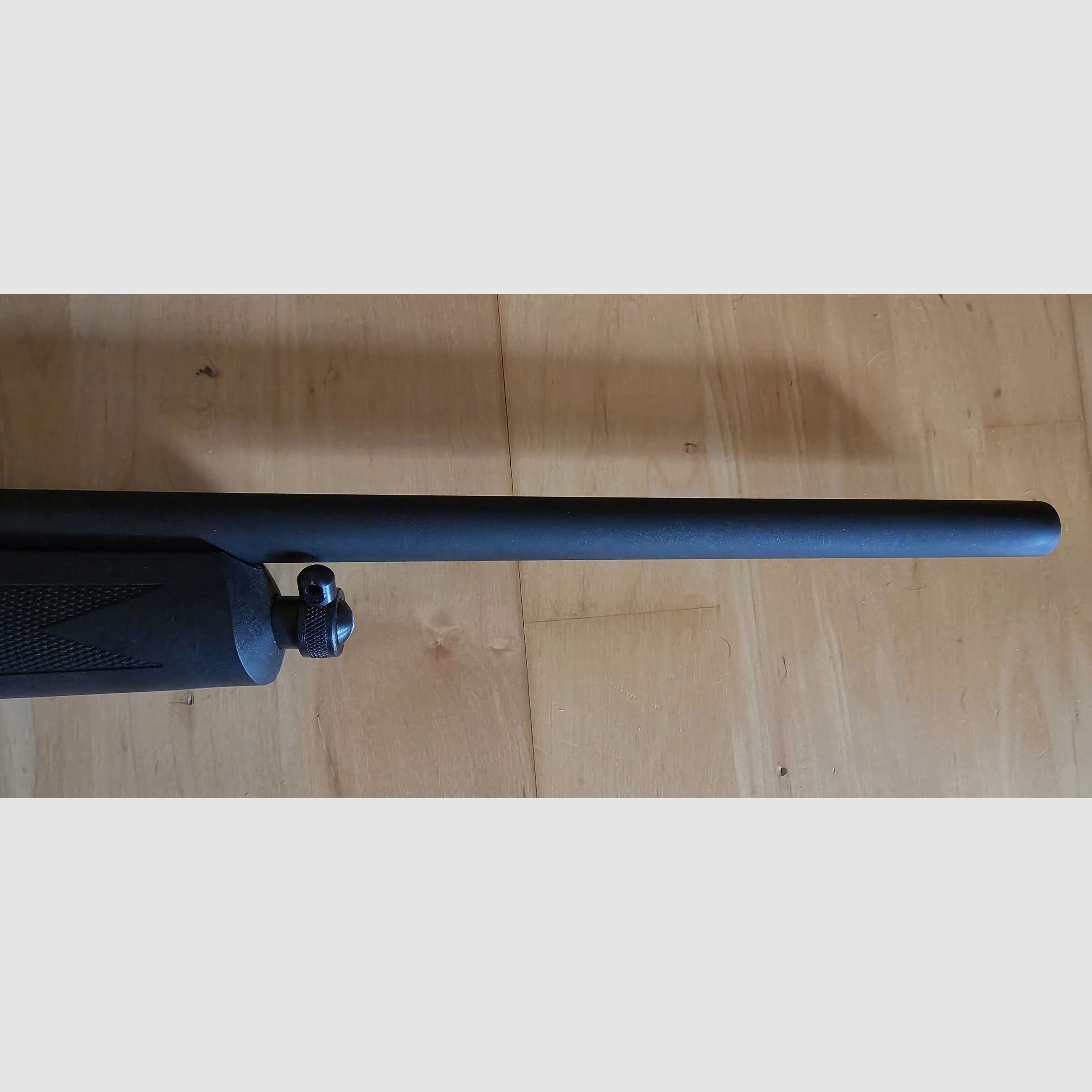 Remington 7615 Police carabina a ripetizione con calcio anteriore, calibro .223 Rem, inclusa ottica da caccia Falke 1-6x24, montaggio a blocco, borsa in pelle, condizioni eccellenti