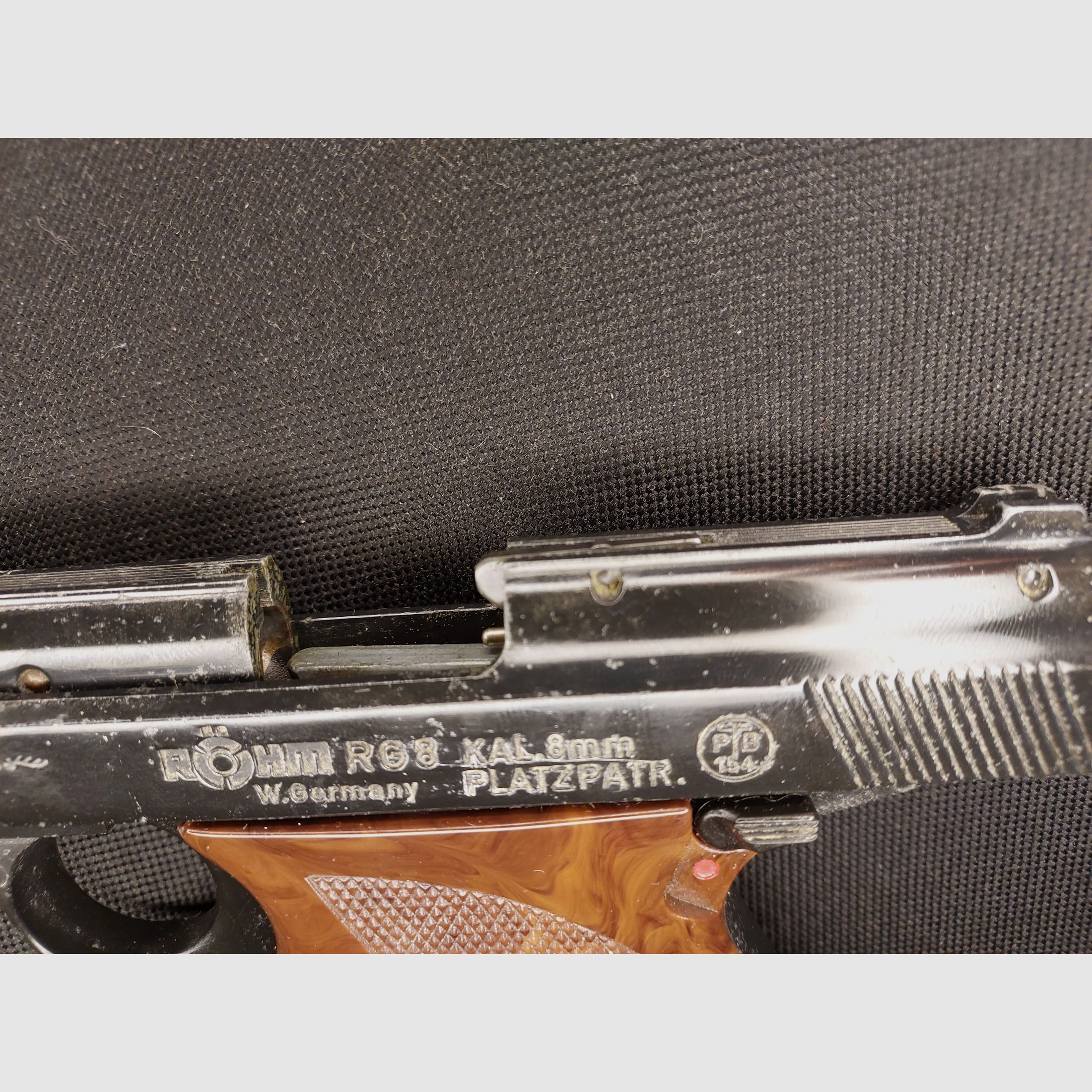 Röhm RG8 (RG 8) Schreckschuss Pistole Kal. 8mm (PTB 154)
