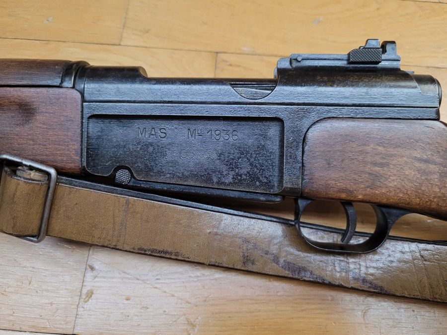Bemerkenswerter MAS 36 1. Typ aus Original – Keine Modifikation nach Ende 1939 – 7,5×54 MAS – Mononummer inklusive Bajonett – Ausgezeichneter Lauf – Gewehrriemen – Clips verfügbar – TBE ++ – Ein Top-Sammlerstück!, Bild 4 von 36