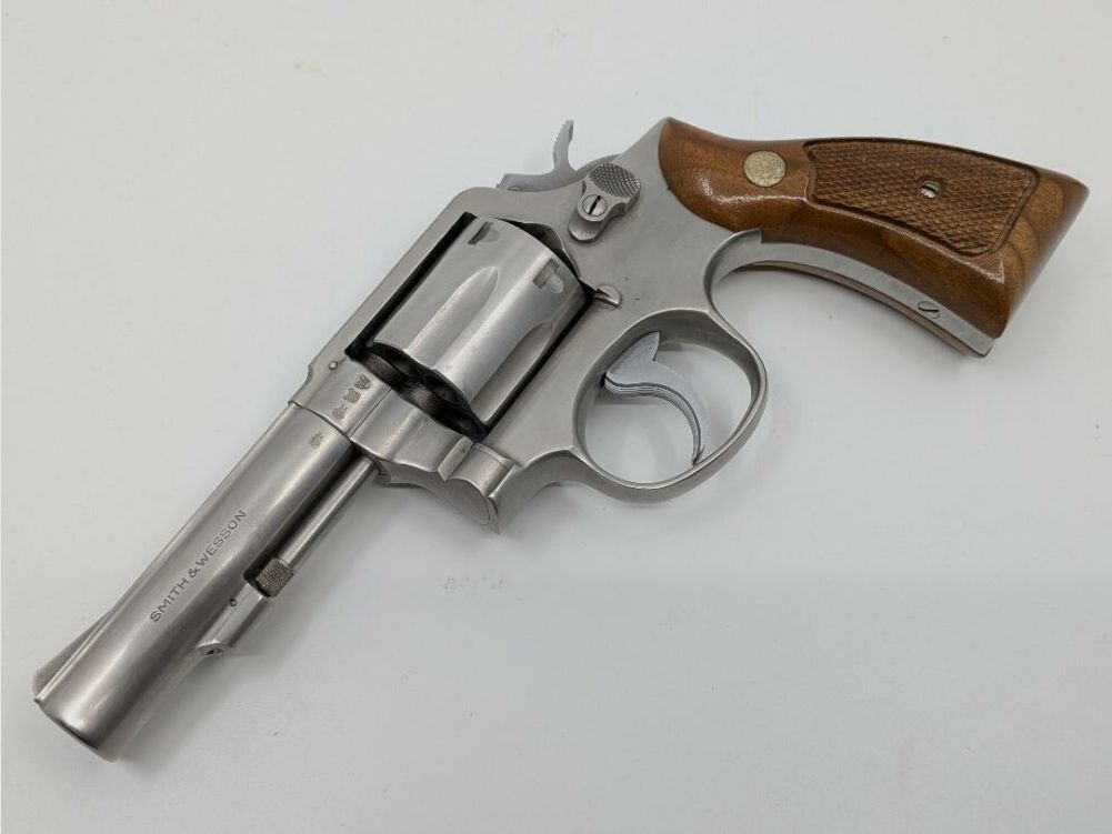 S&W 64-1