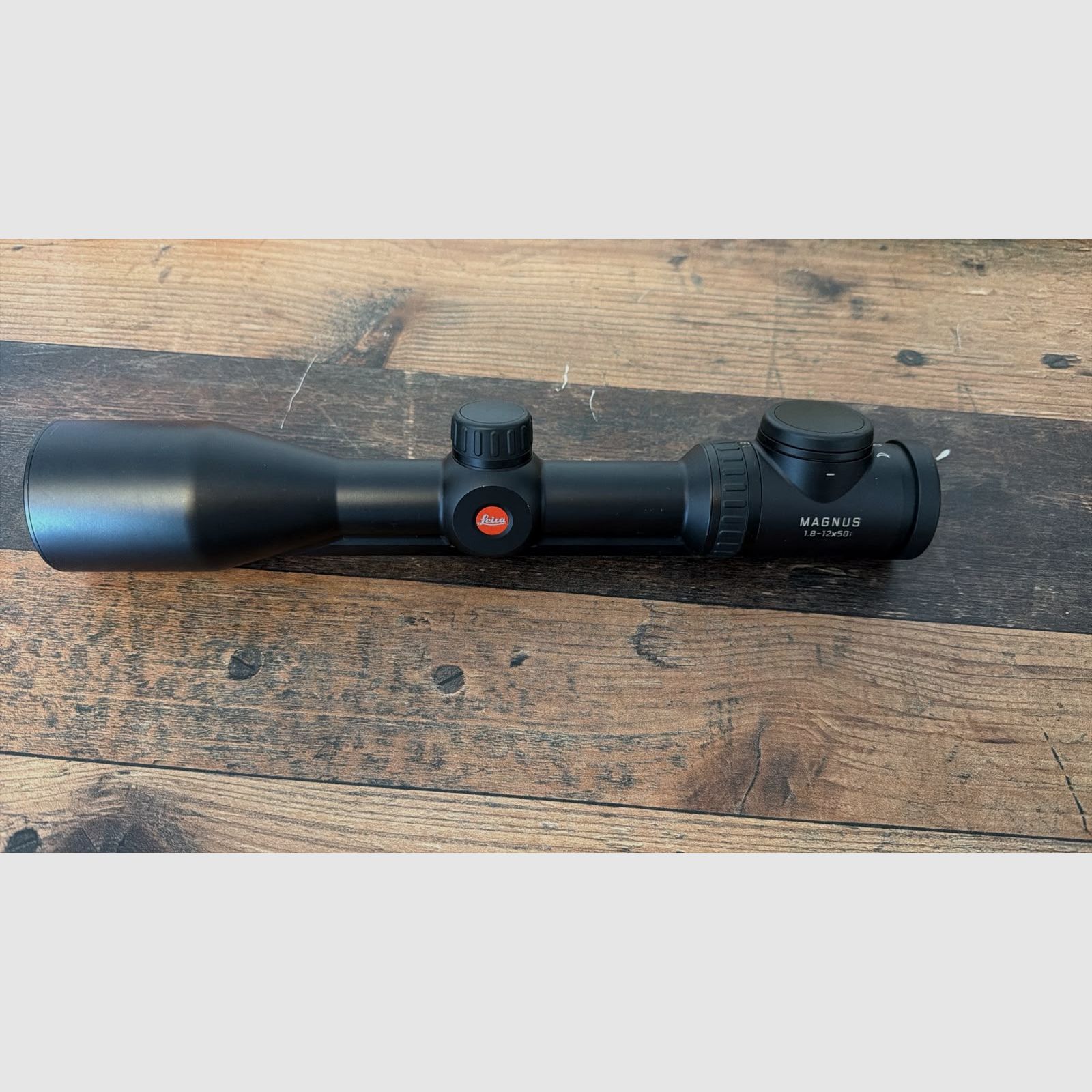 Leica Magnus 1,8-12x50i OVP(L-4a) avec rail