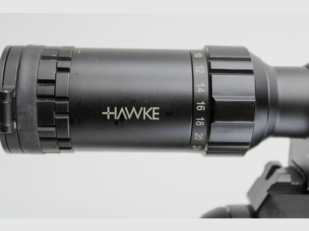 Rep. rifle Savage 110 BA Stealth cal. .300 Win Mag con Hawke Sidewinder 8- .300WinMag