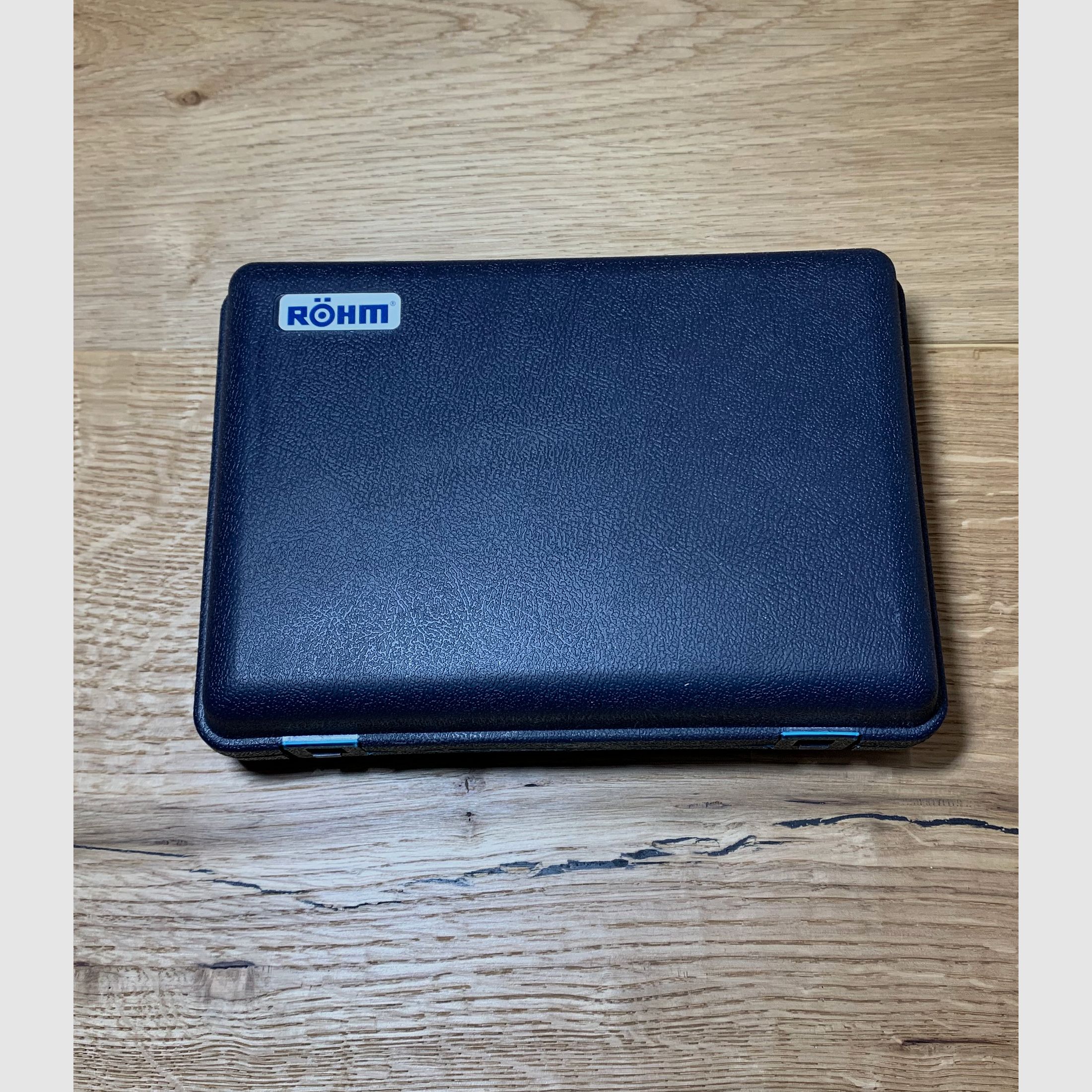 Röhm Derringer, signal pistol caliber 9mm blank