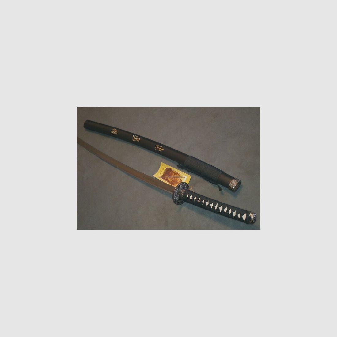 Last Samurai Katana mit Symbolen auf Klinge und Holzscheide Version 2