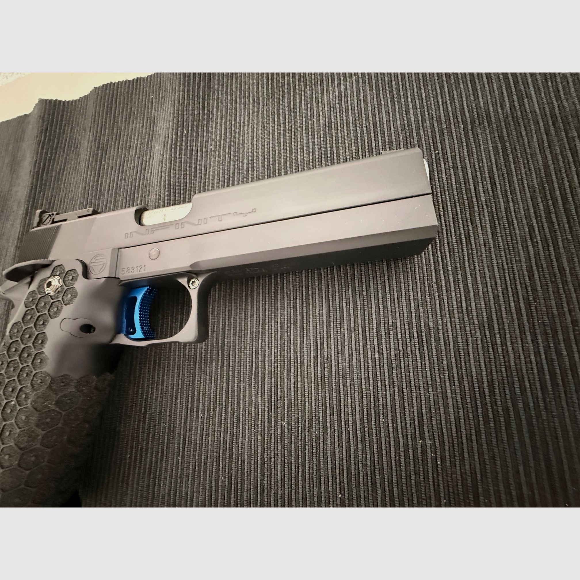 Strayer-Voigt Infinity Kaliber .40SuW incl. Wechsellauf 9mmLuger IPSC