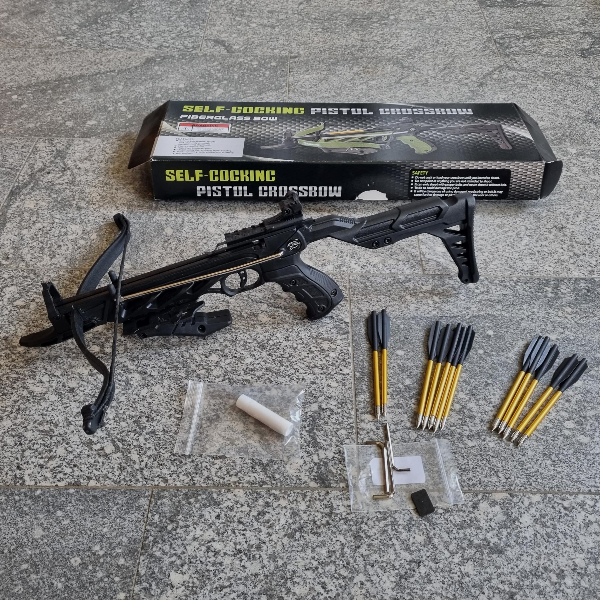 Neuwertiges Set:   Pistolenarmbrust Man Kung Alligator 2 Schwarz