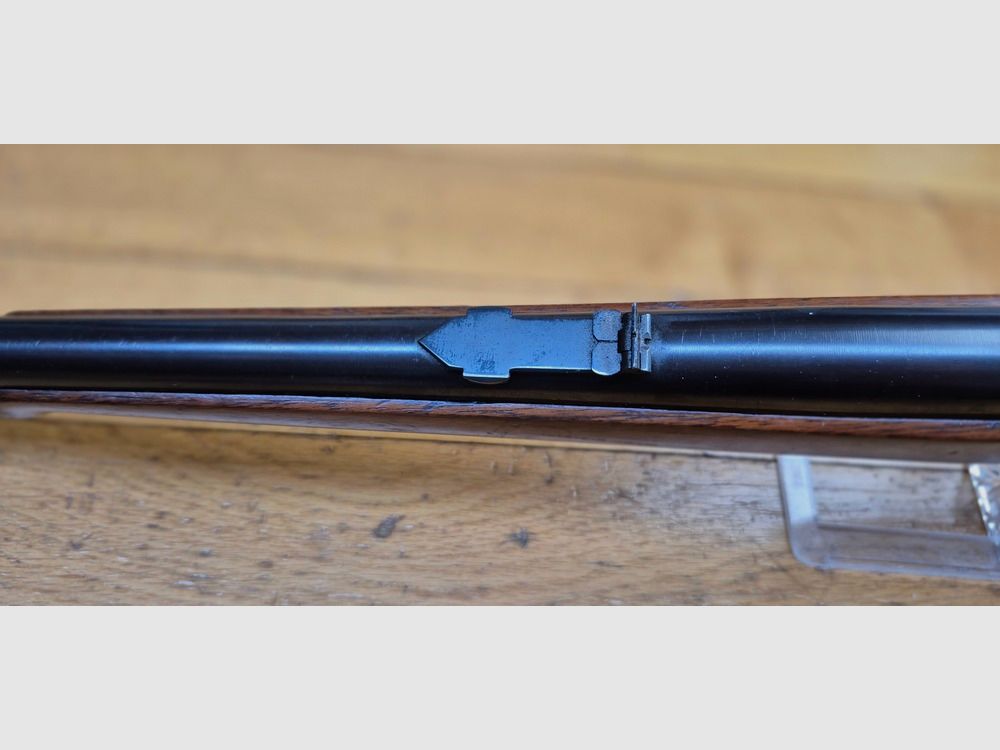 Sehr seltene „echte“ Winchester Repetierbüchse Modell 1895 Made in USA – Kal. 30.06 Springfield – Original Winchester Fertigung New Haven von 1911! – Import aus dem Deutschen Kaiserreich vor 1914 – Wunderschöner Nussbaumholz der Klasse IV – Original Bronzierung zu 98% nahezu perfekt – Sehr schöne Markierungen von „echter“ Winchester (nicht Japan nach 1985) – Prächtiger Lauf und perfekte Mechanik – Waffe im Originalzustand in außergewöhnlichem Zustand – Kategorie D §e)! – Sehr selten und in TBE++, Bild 25 von 38