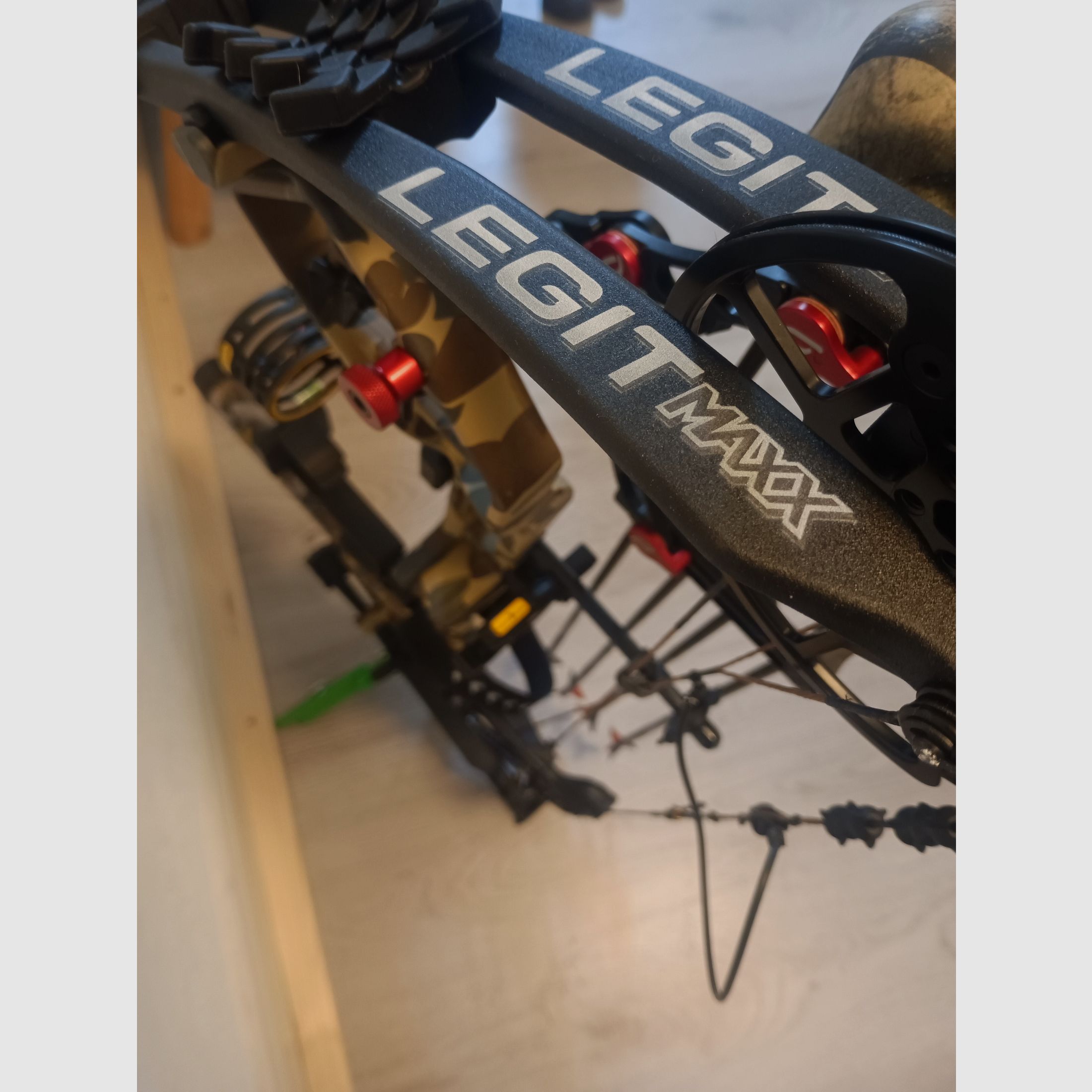 Compoundbogen Bear Legit maxx rth