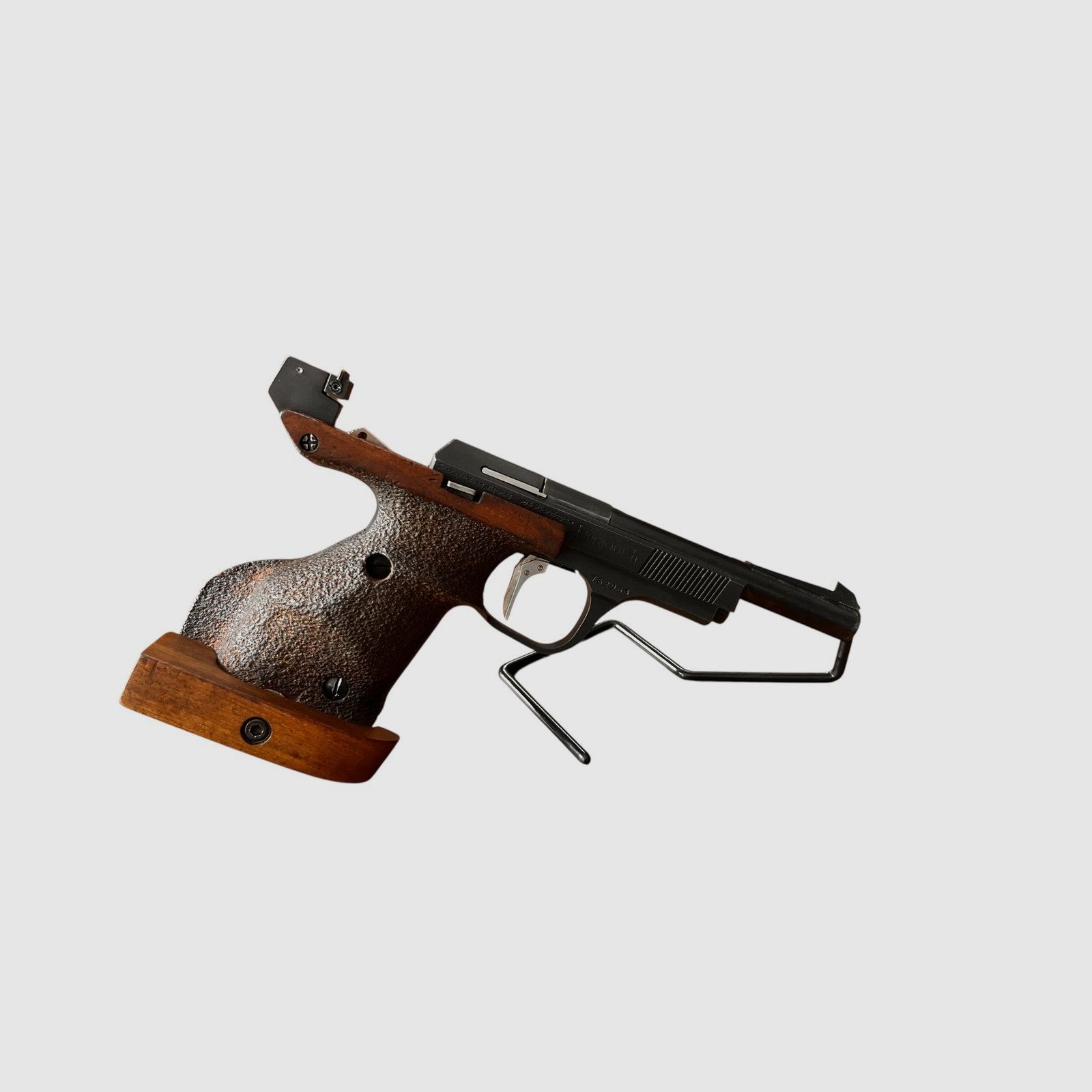 Pistolet Unique DES 69 Kaliber .22lr | Strzelectwo tarczowe, zdjęcie 8 z 8